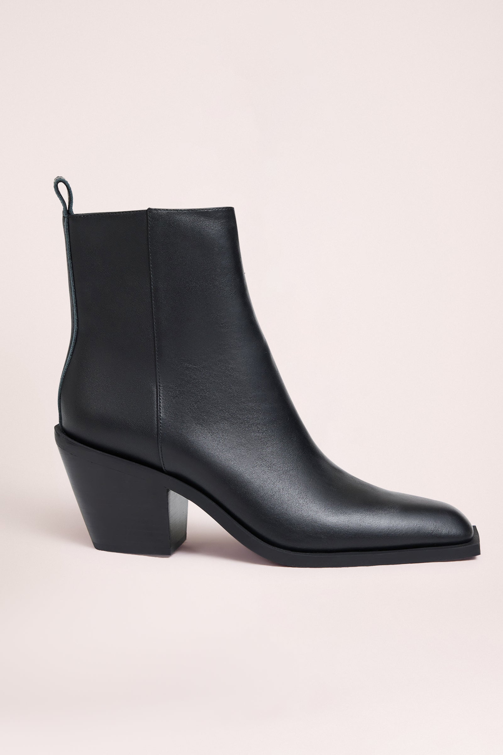 Delphine Leather Boot Black 