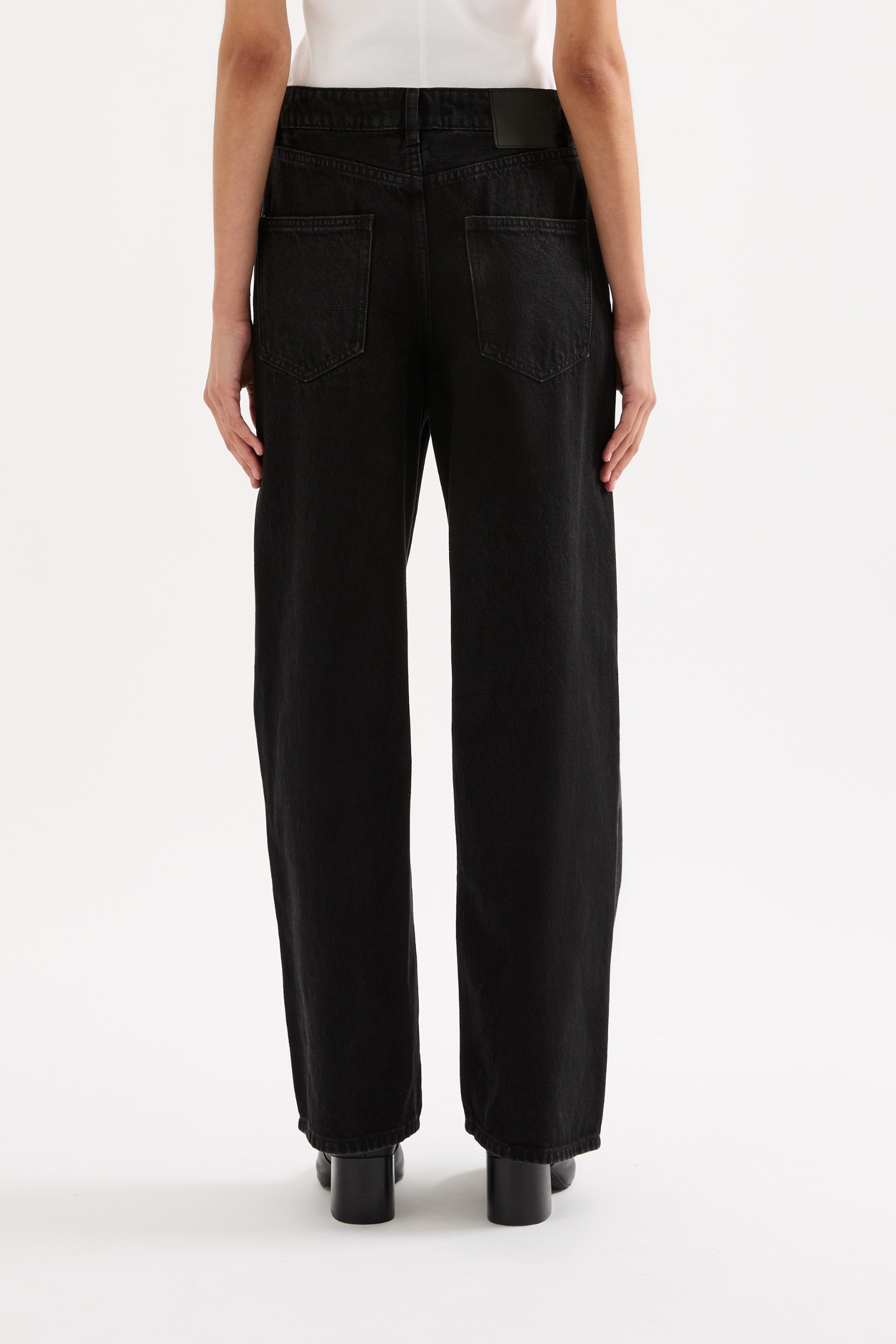 Organic Relaxed Leg Jean Vintage Black 
