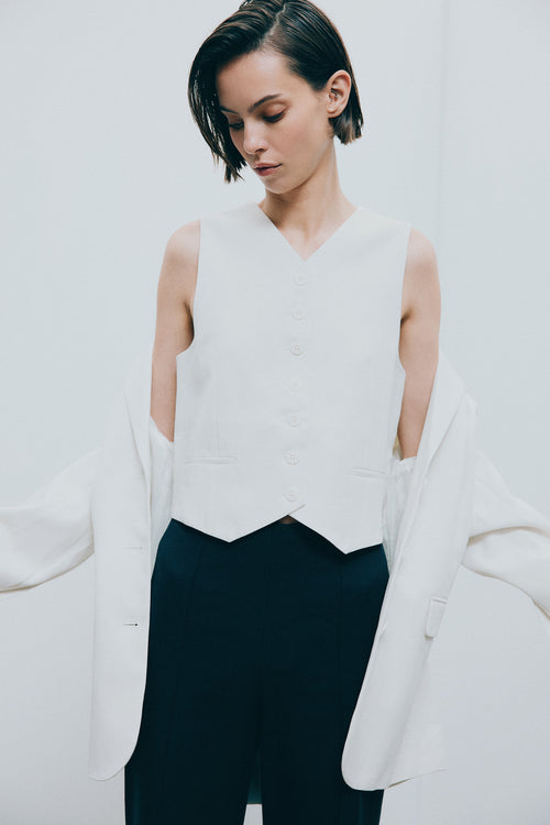 TAIT VEST