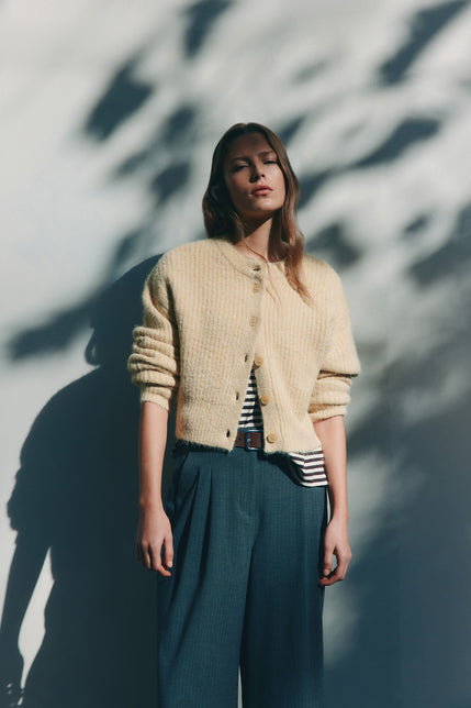 Nixon Cropped Cardigan Butter 