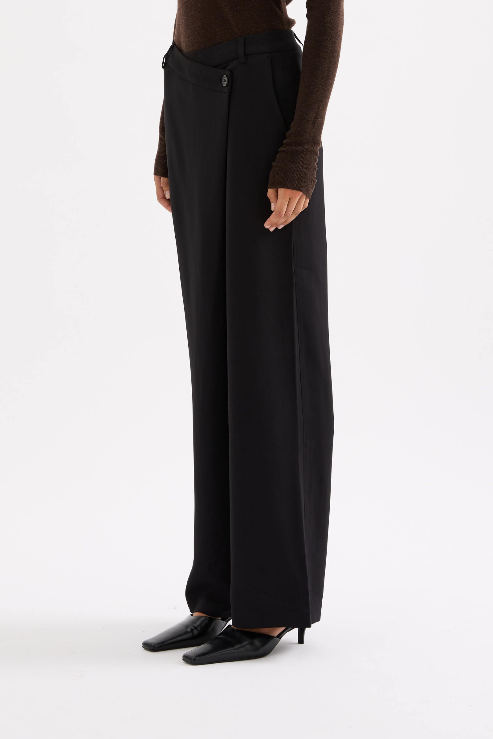 Isra Pant Black 