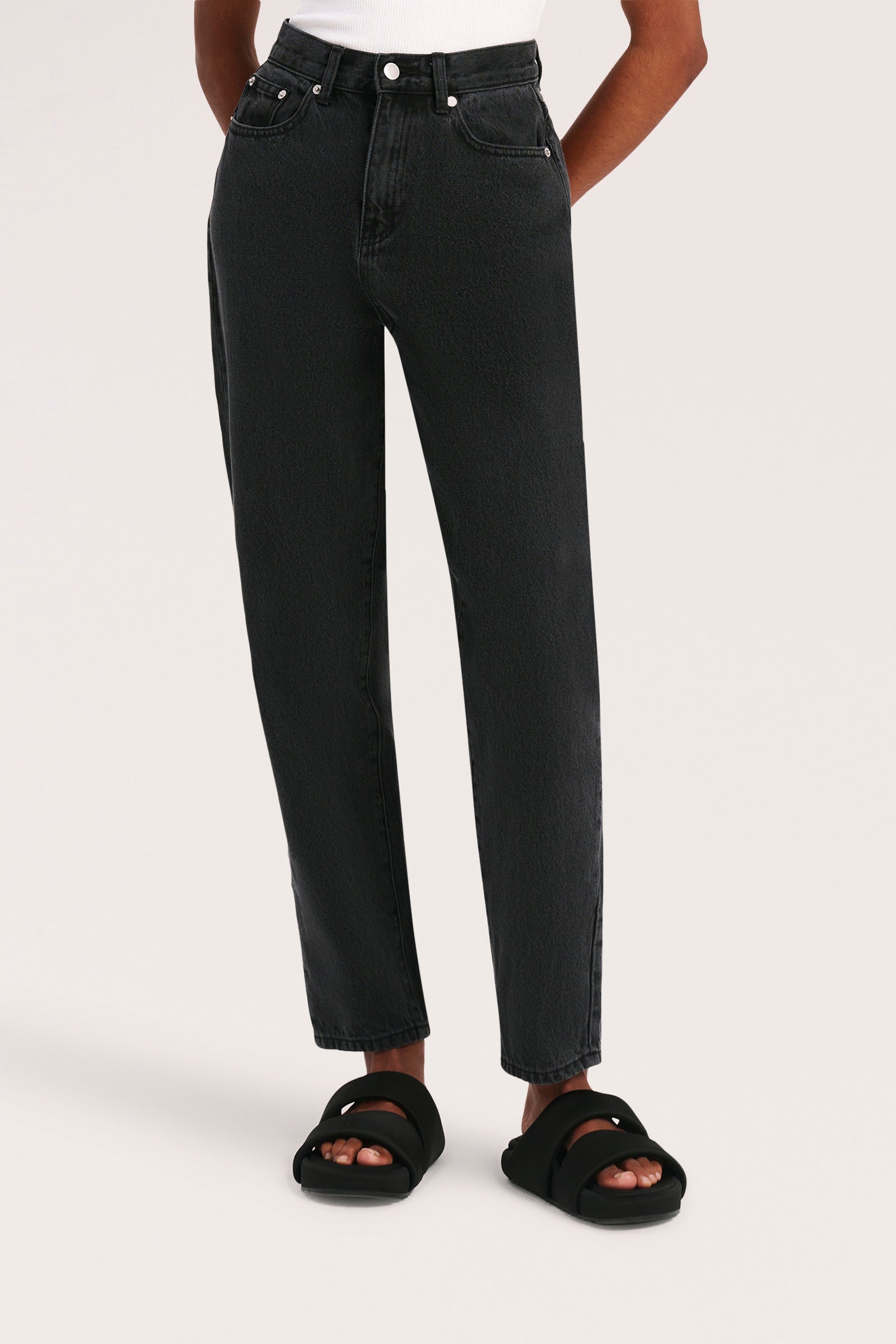 Nude Lucy Organic Mom Jean Washed in Black