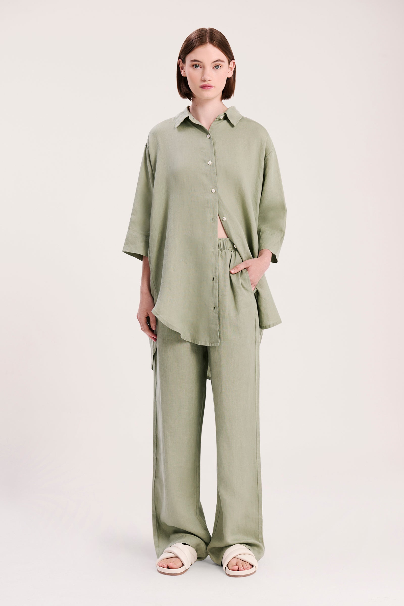 Nude Lucy Lounge Linen Pant in Olive