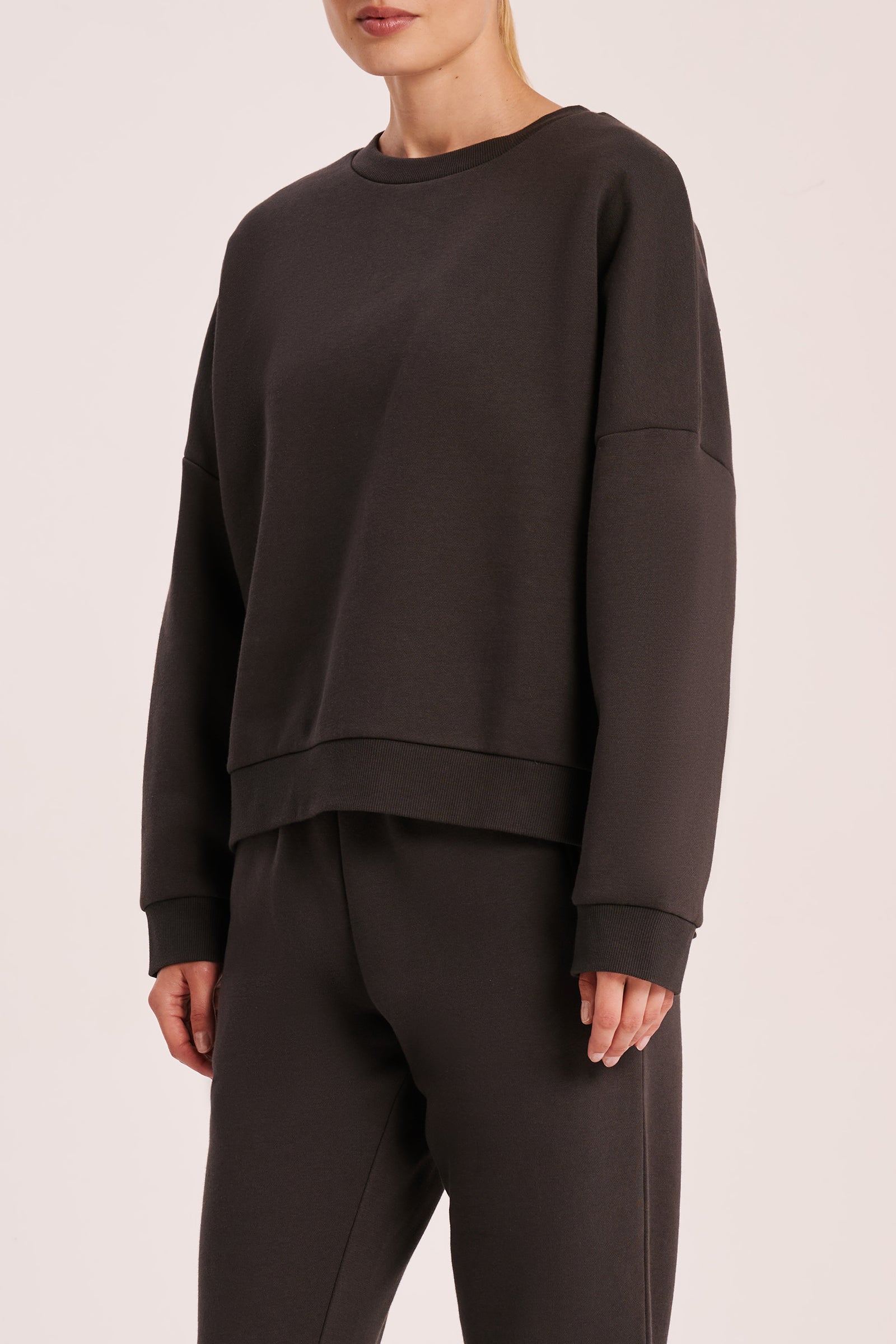 Carter Classic Oversized Sweat Coal 