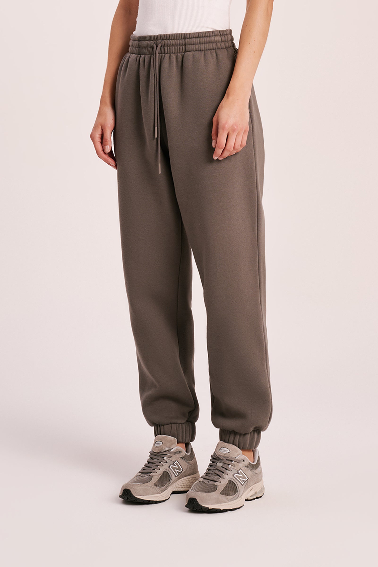 Carter Curated Trackpant Stilt 