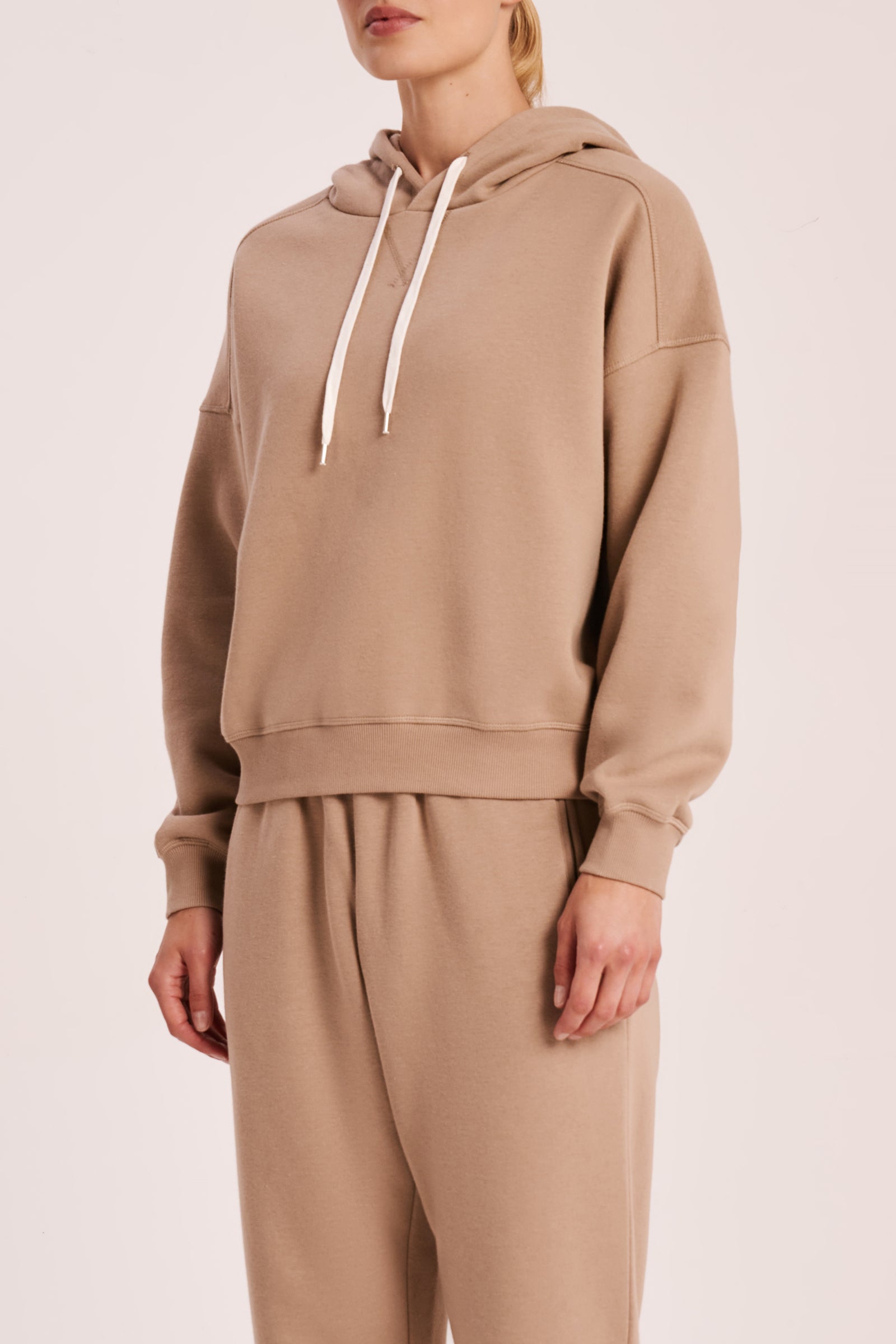 Carter Classic Hoodie Mocha 