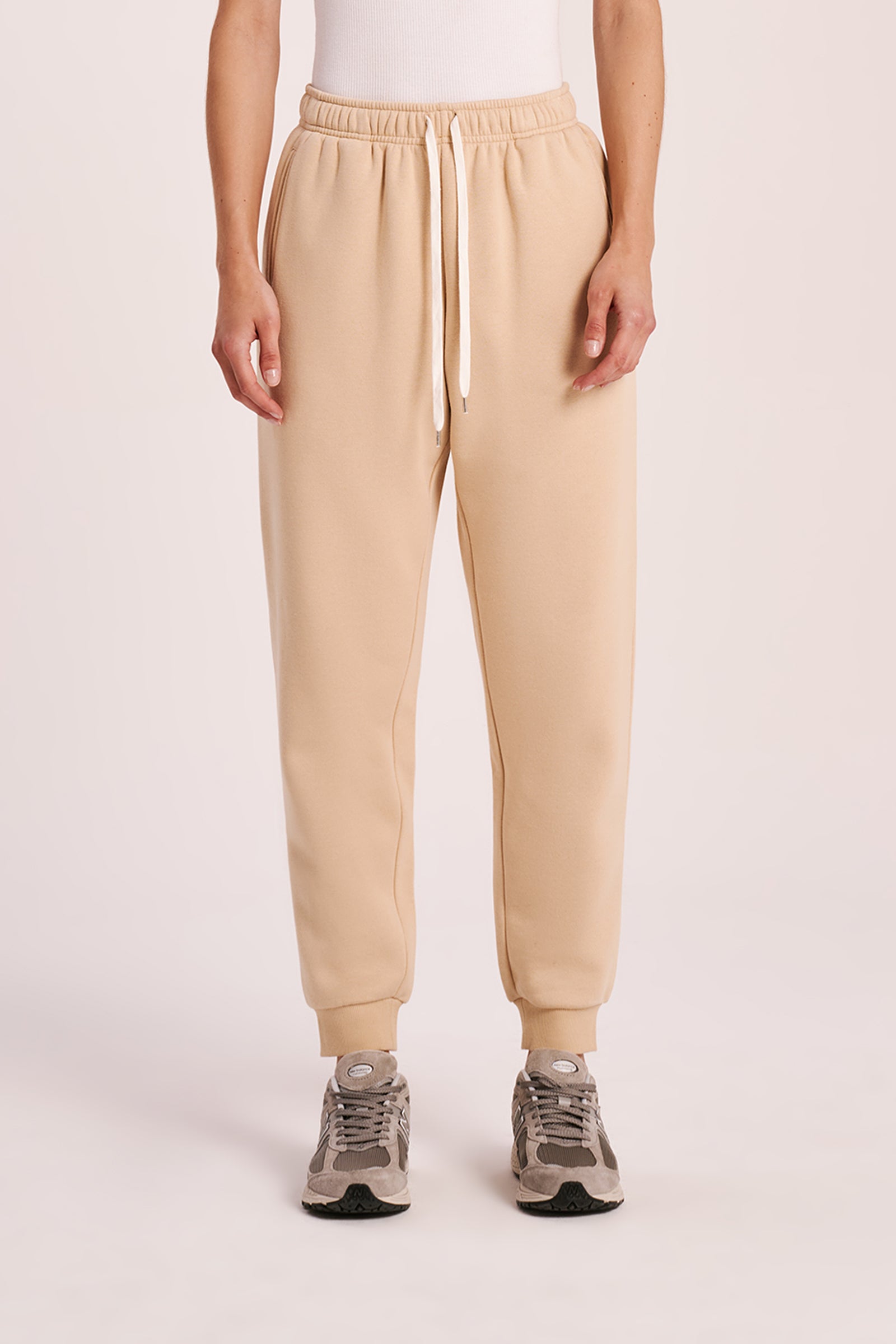 Carter Classic Trackpant Sand 