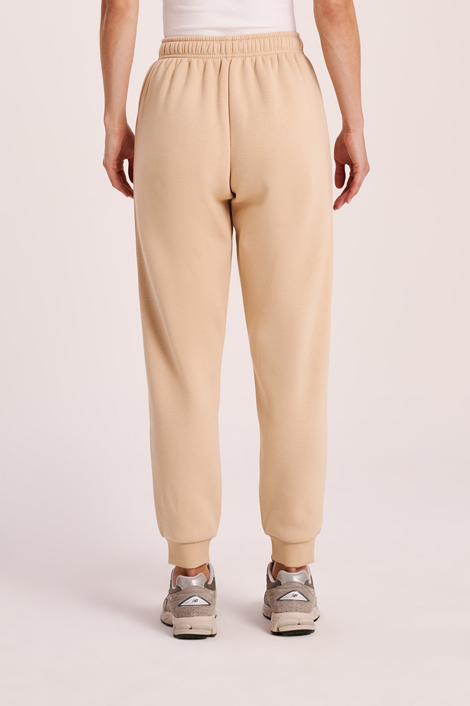 Carter Classic Trackpant Sand 