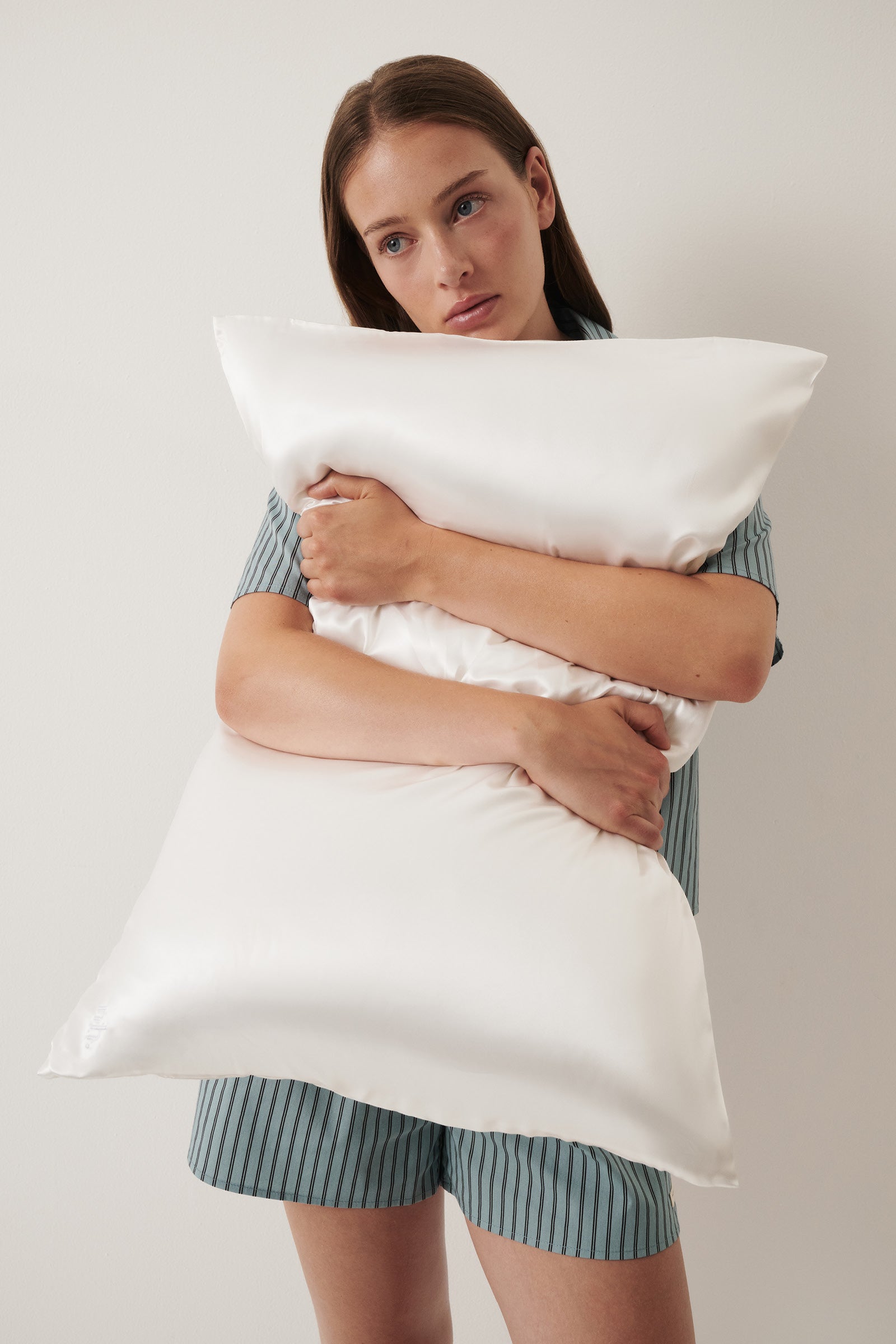 Silk Pillowcase Milk 