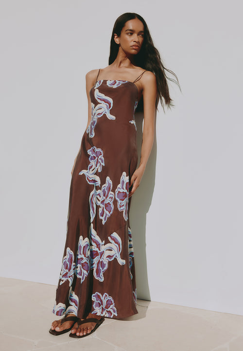 SHOP DRESSES