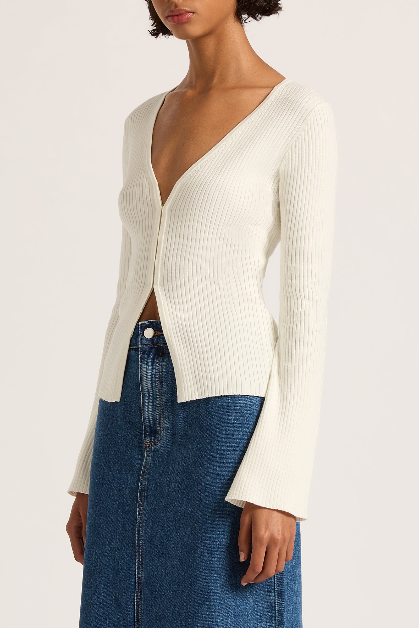 Ettiene Knit Cardigan Salt 