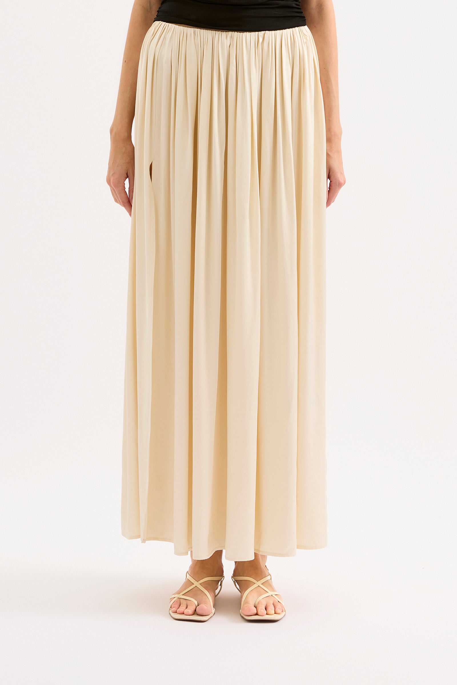 Cosette Maxi Skirt Champagne 