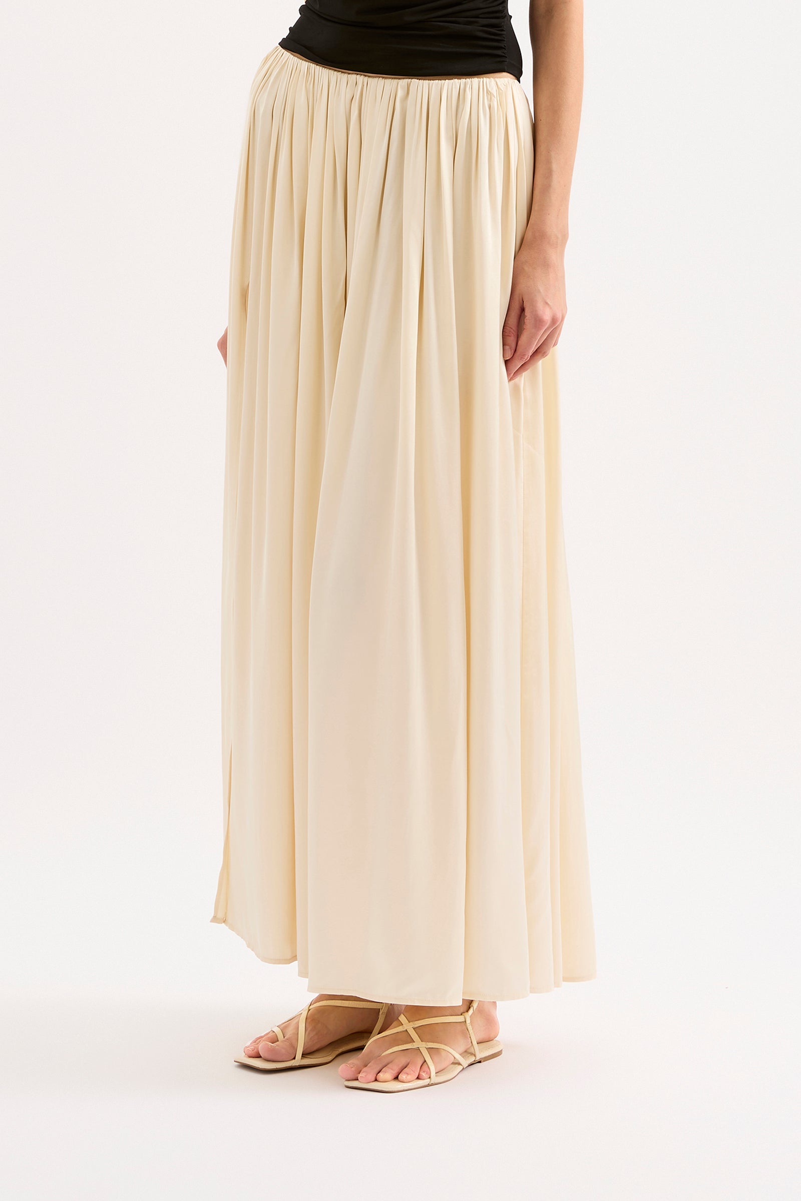 Cosette Maxi Skirt Champagne 