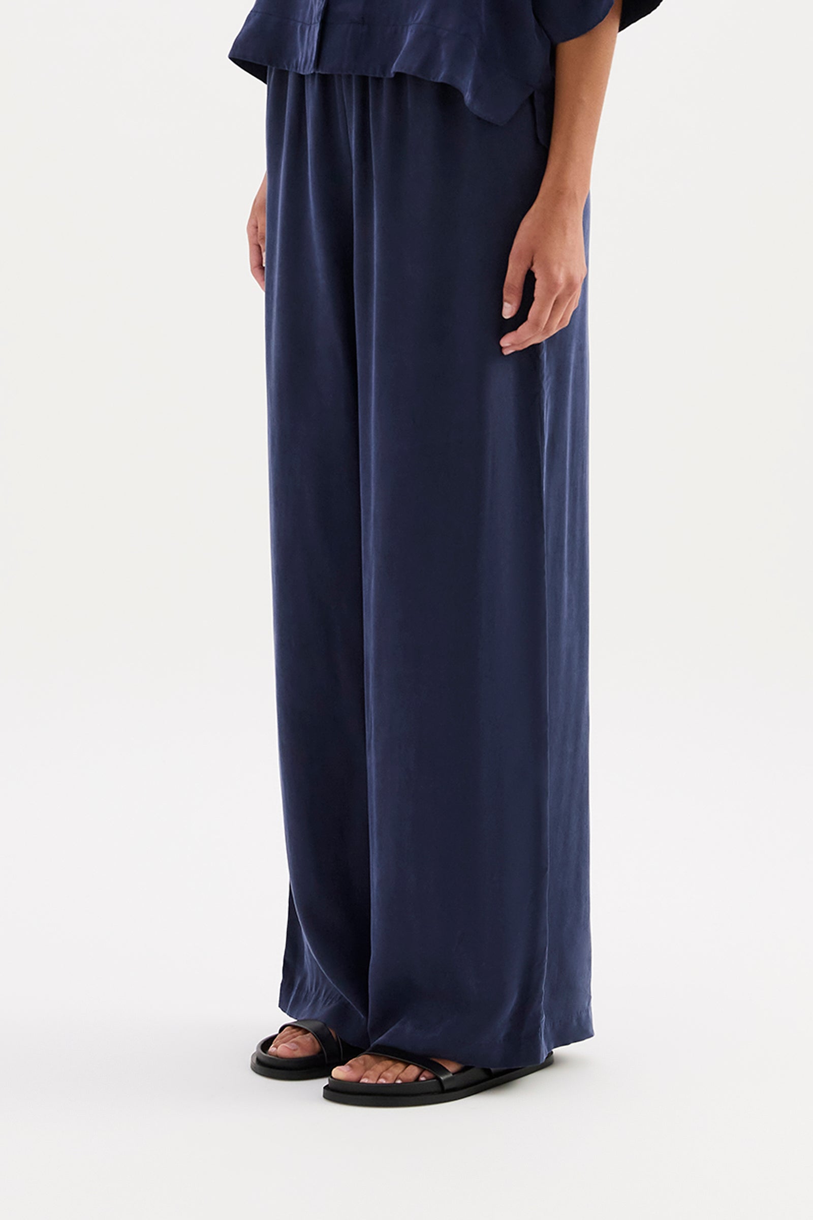 Rika Cupro Pant Midnight 