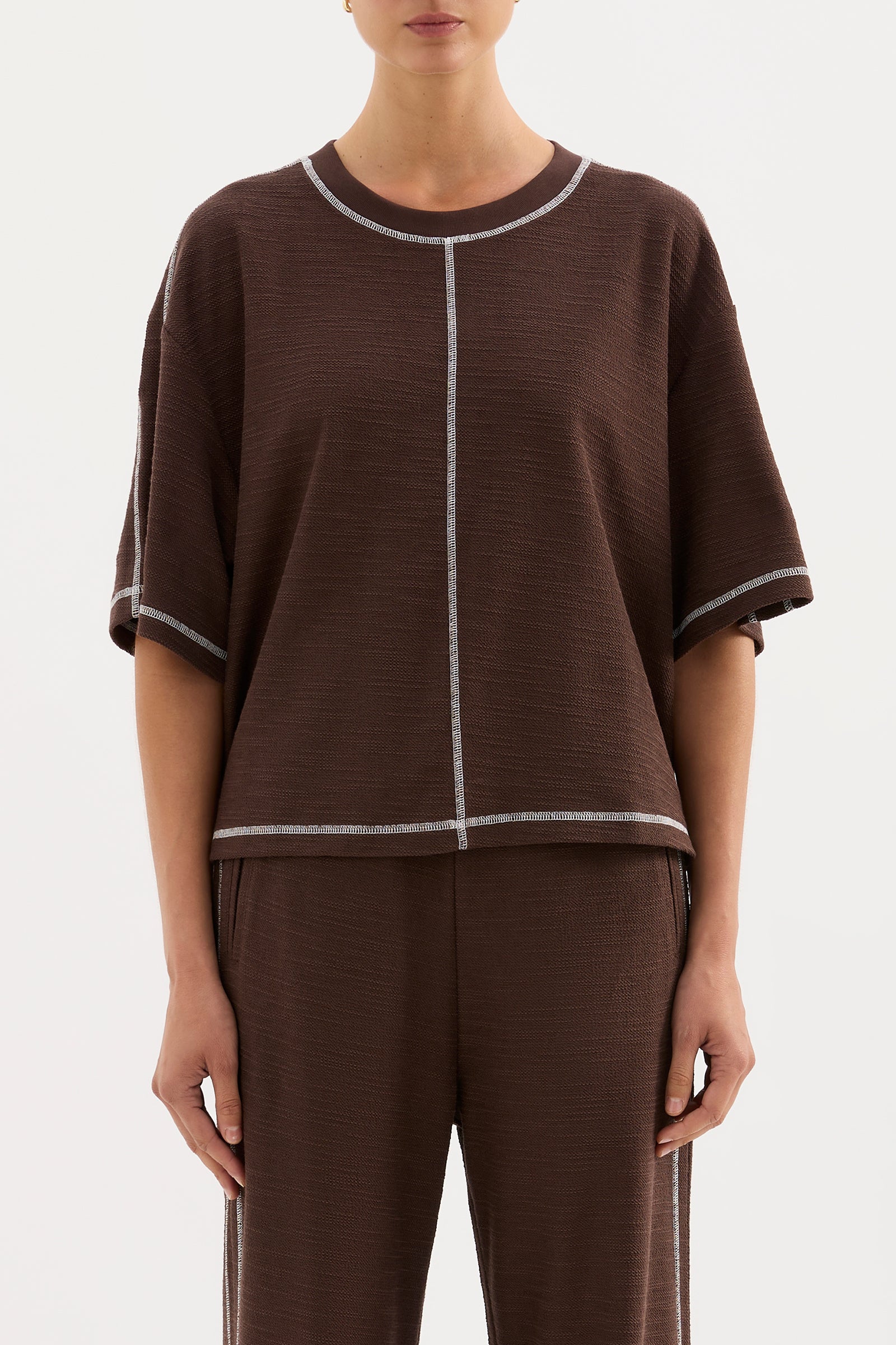 Sutton Tee Chocolate 