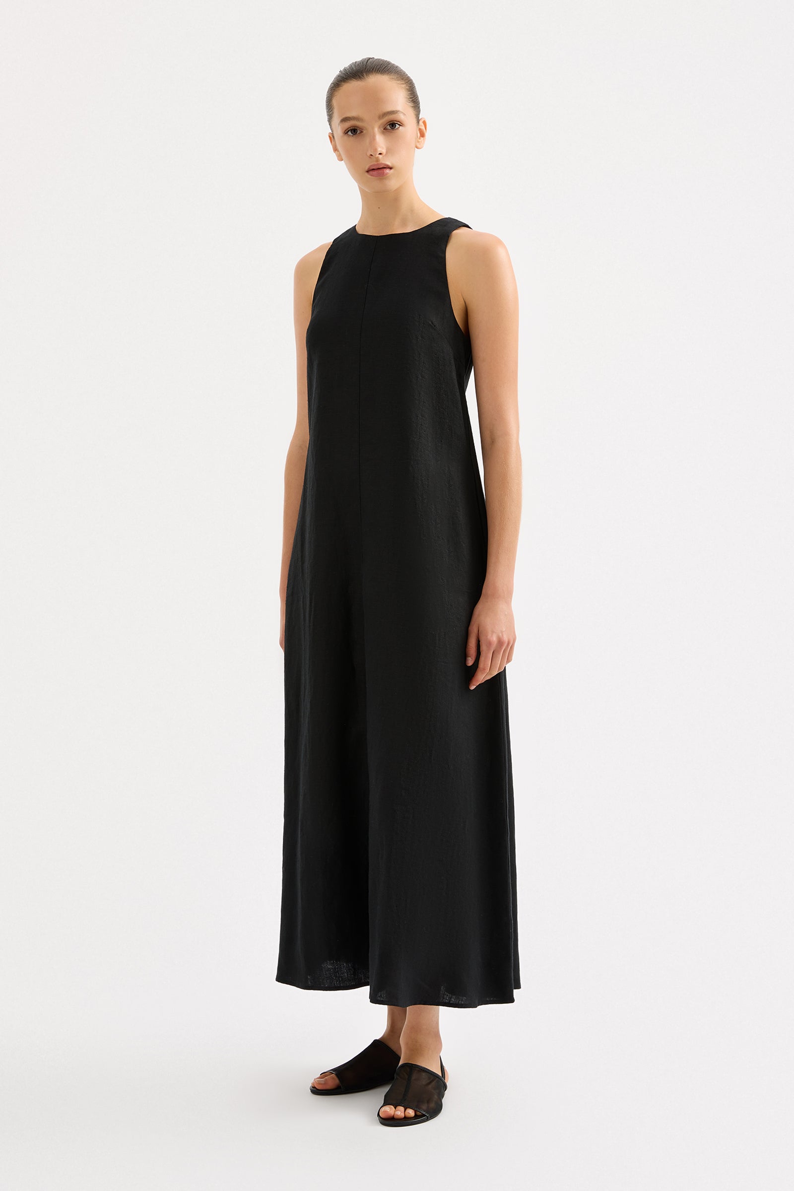 Desi Linen Maxi Dress Black 