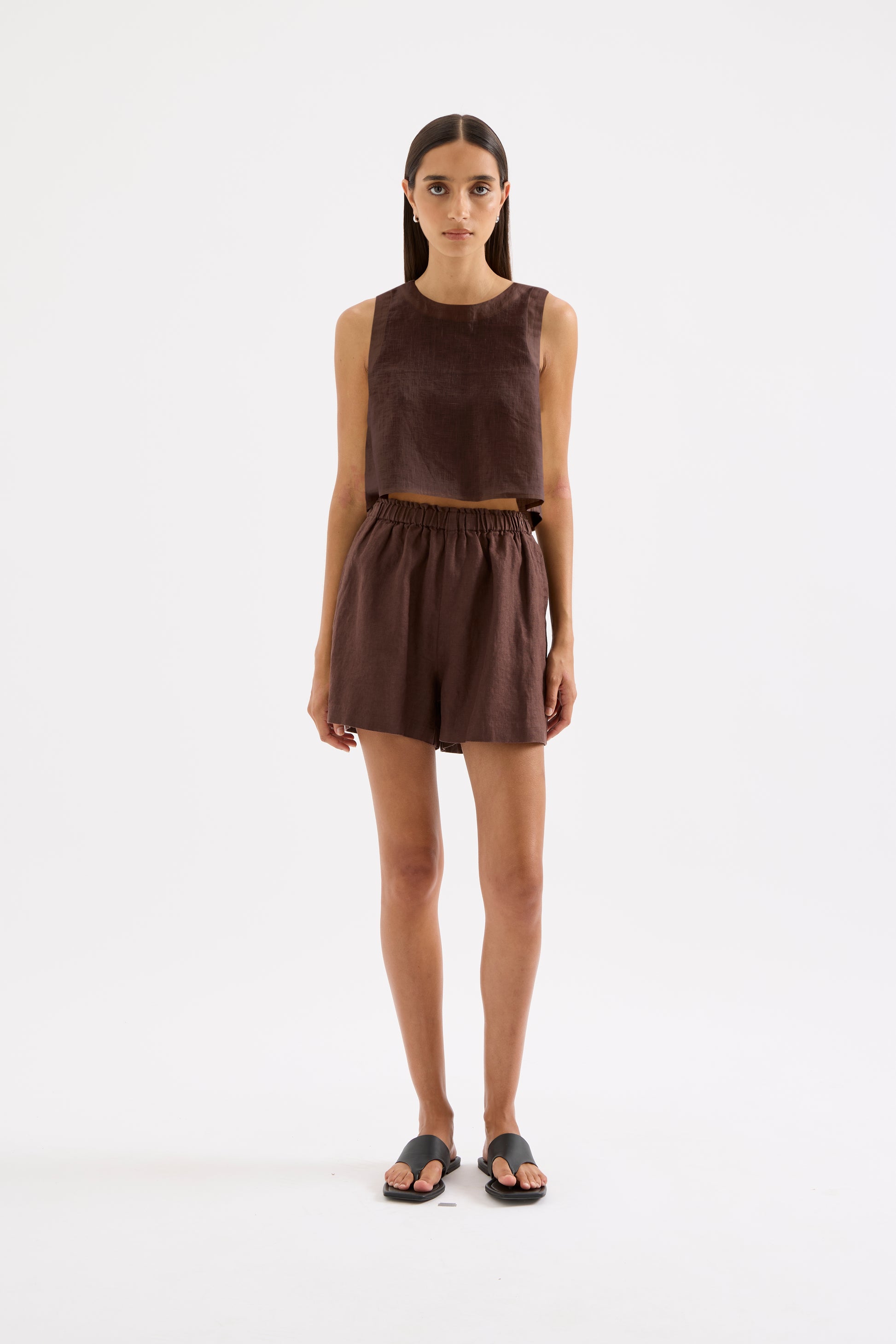 Theo Linen Short Chocolate 
