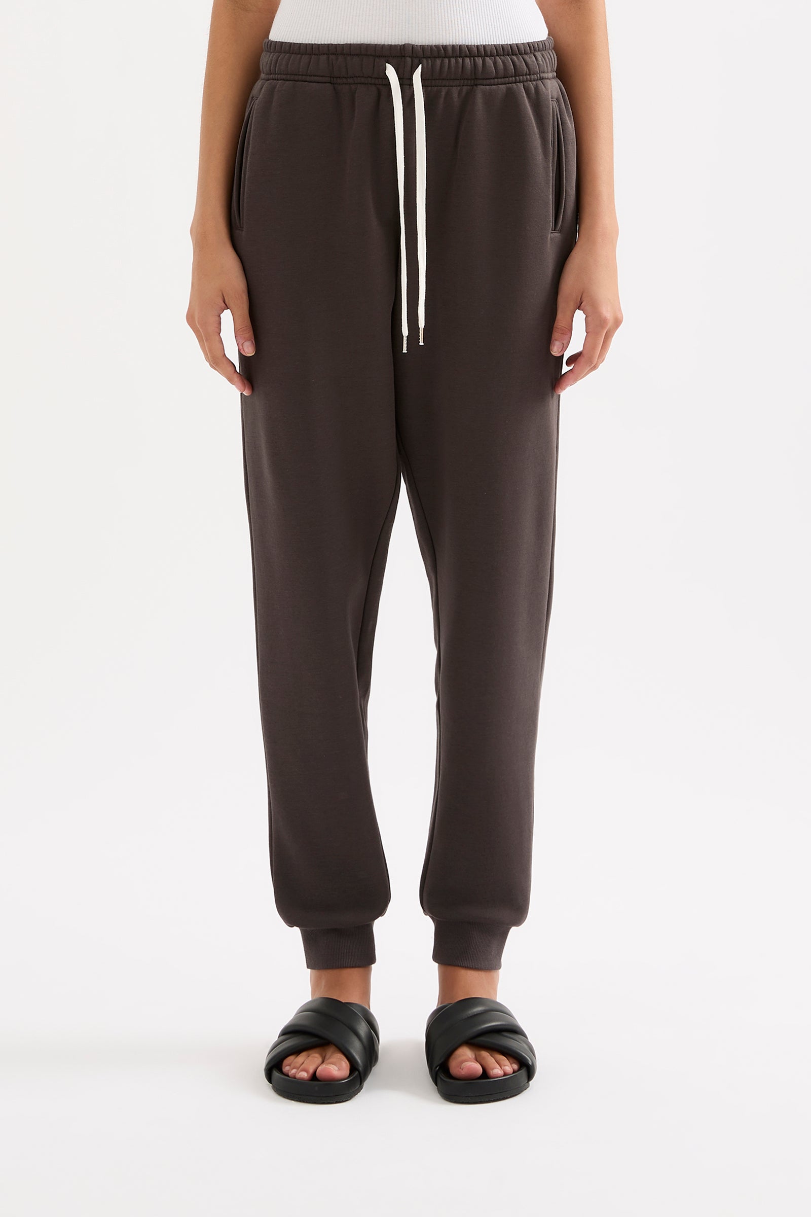 Carter Classic Trackpant Coal 