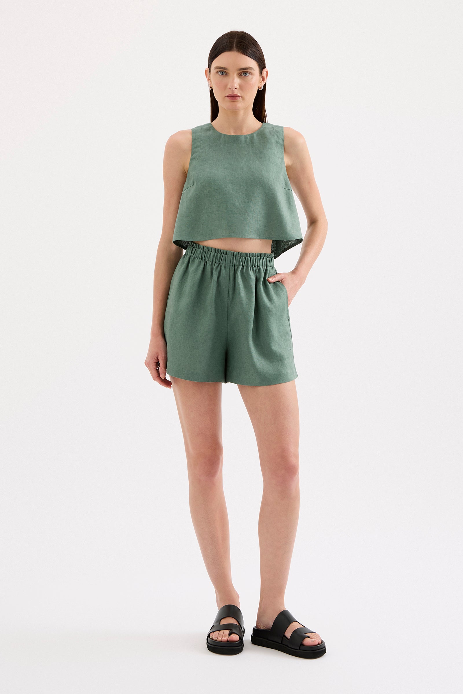 Theo Linen Short Emerald 