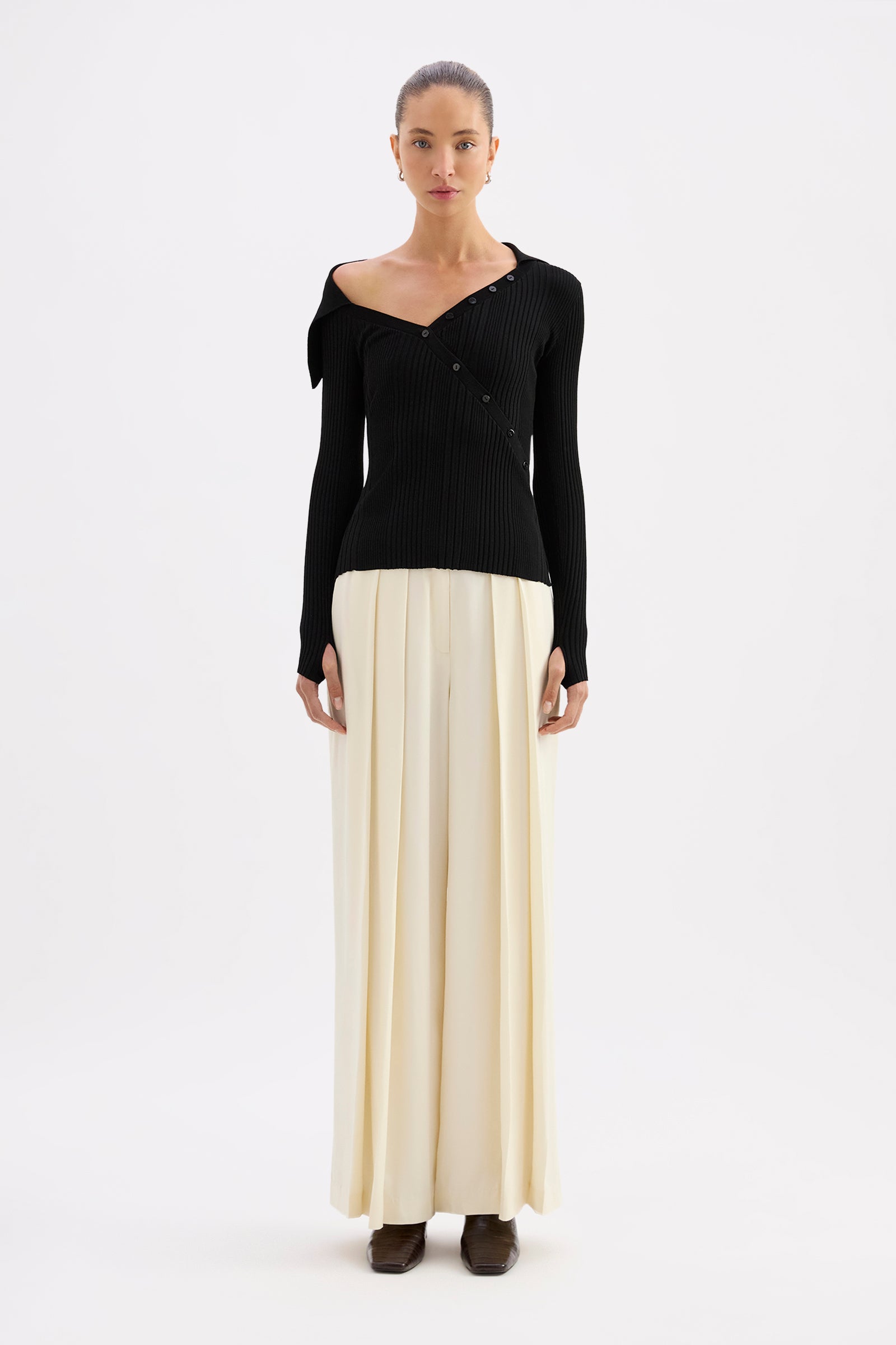 Sonnet Off Shoulder Knit Black 