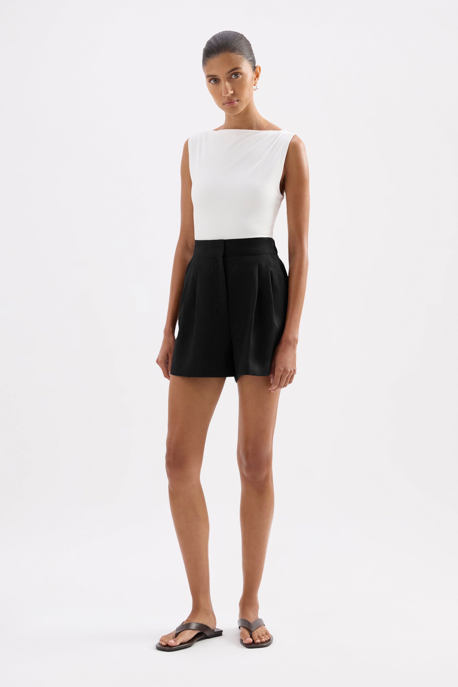 Thilda Tailored Short Black 
