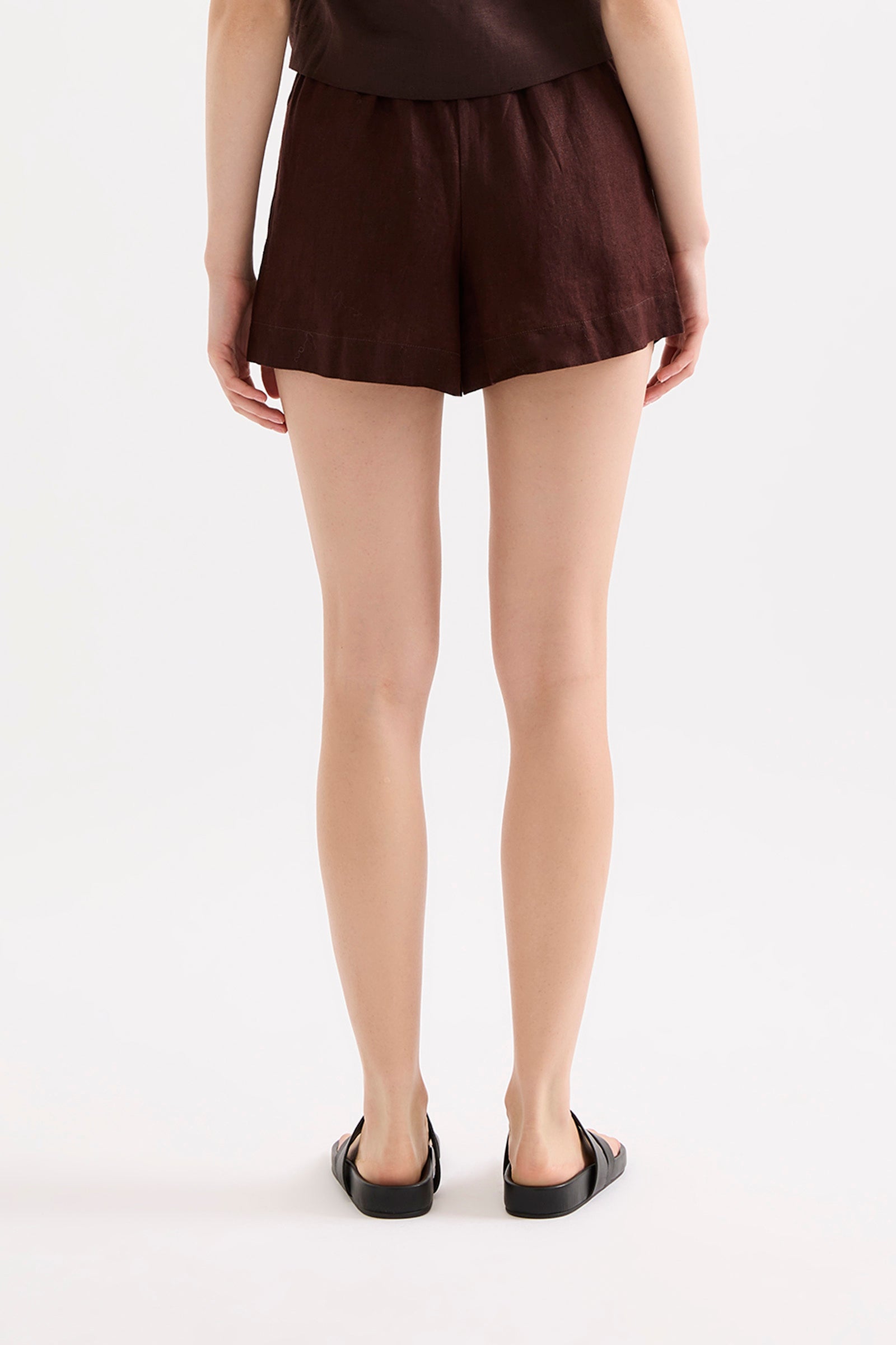 Blake Linen Short Raisin 