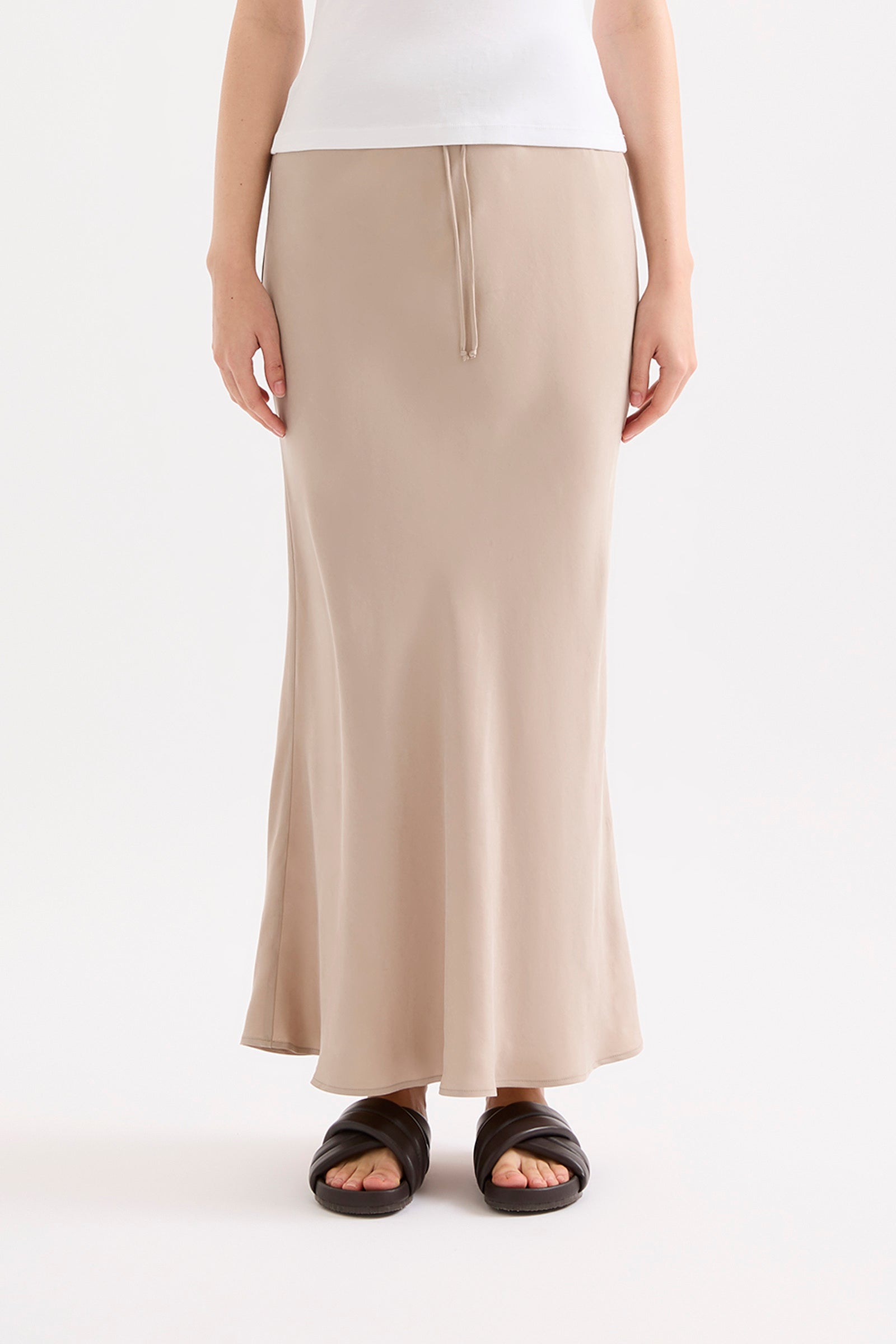 Nikkia Cupro Maxi Skirt Mink 