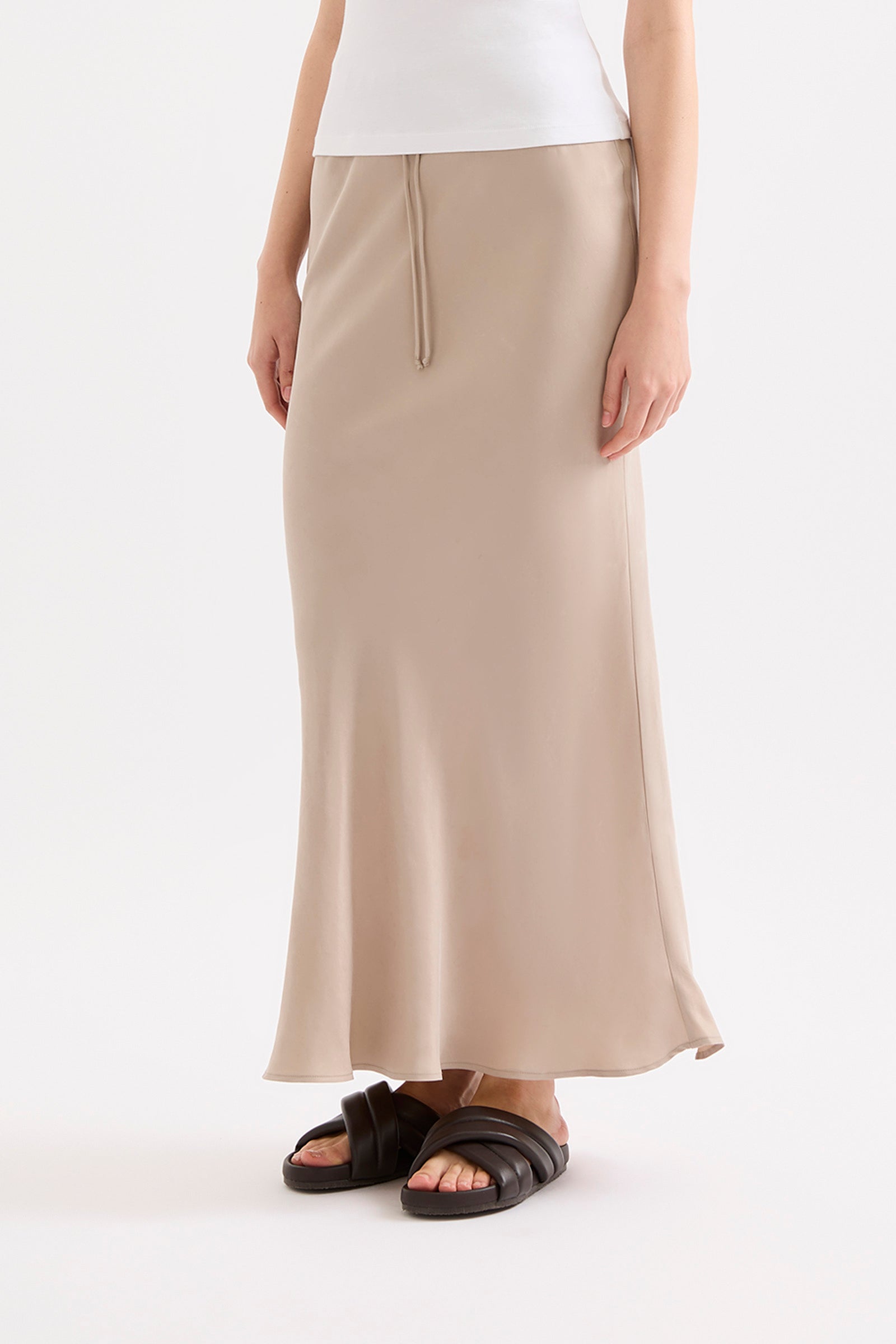 Nikkia Cupro Maxi Skirt Mink 