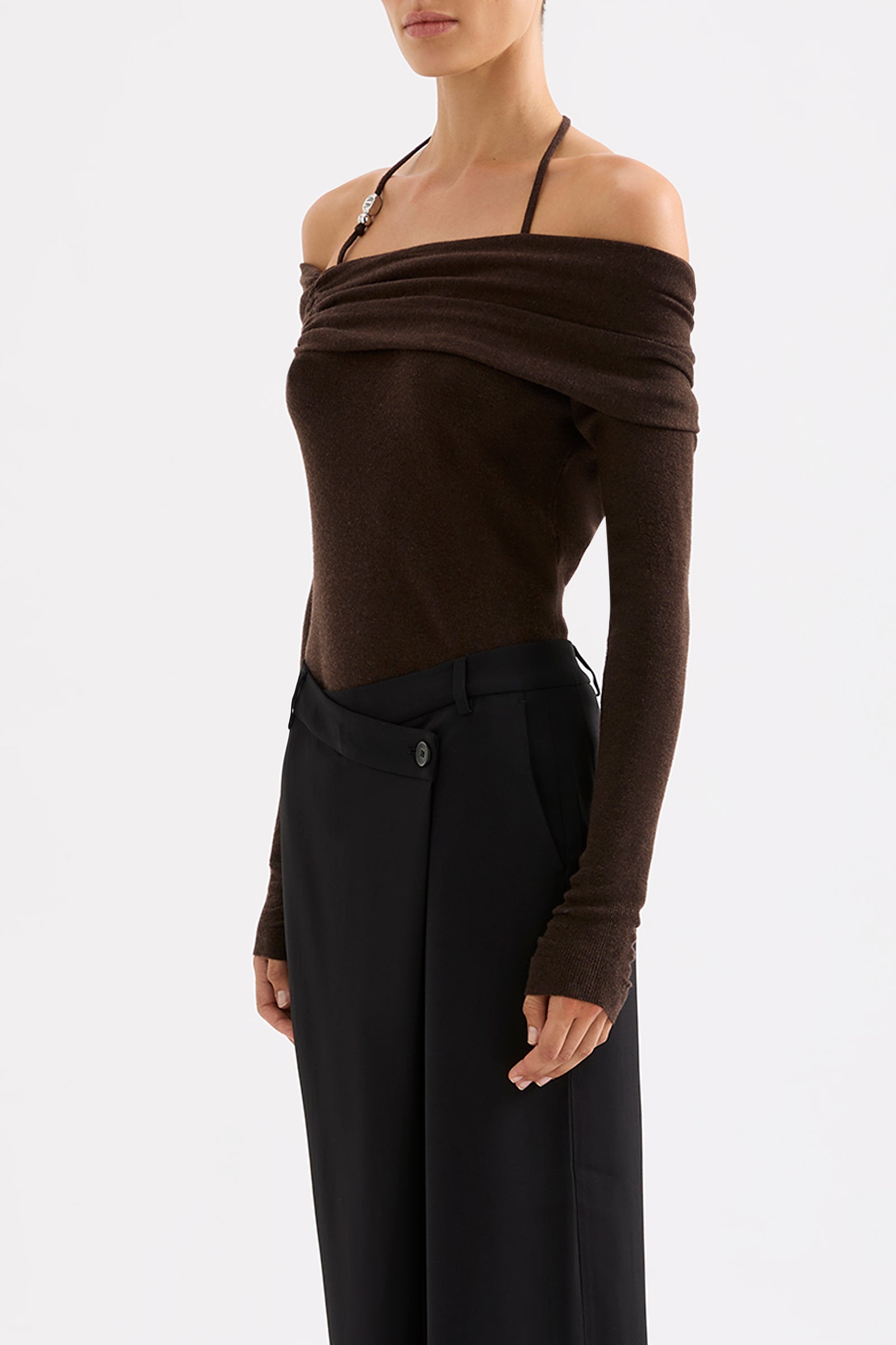 Serine Off Shoulder Knit Raisin 