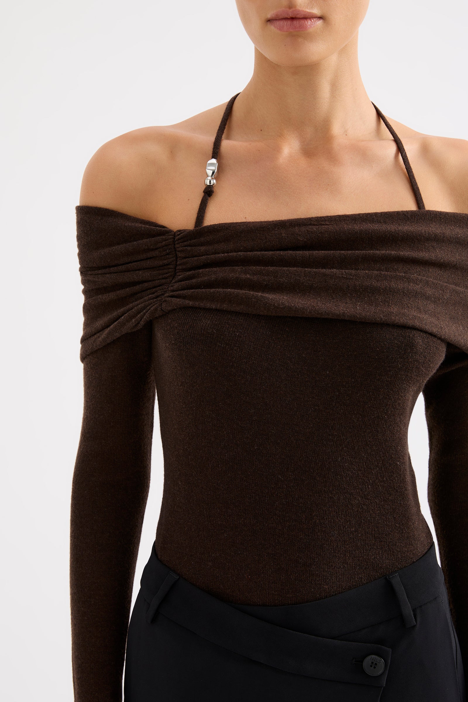 Serine Off Shoulder Knit Raisin 