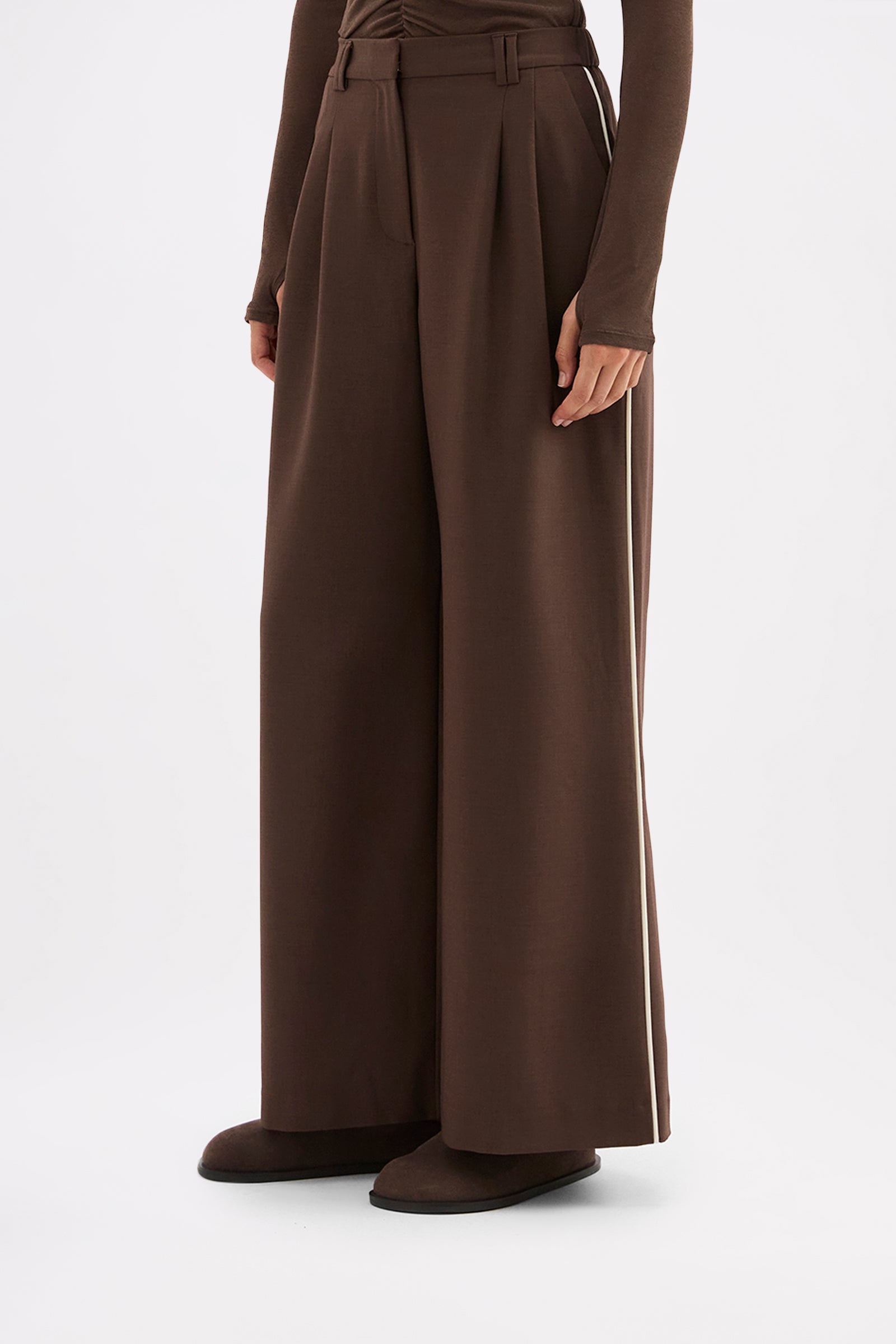 Abigail Pant Walnut 