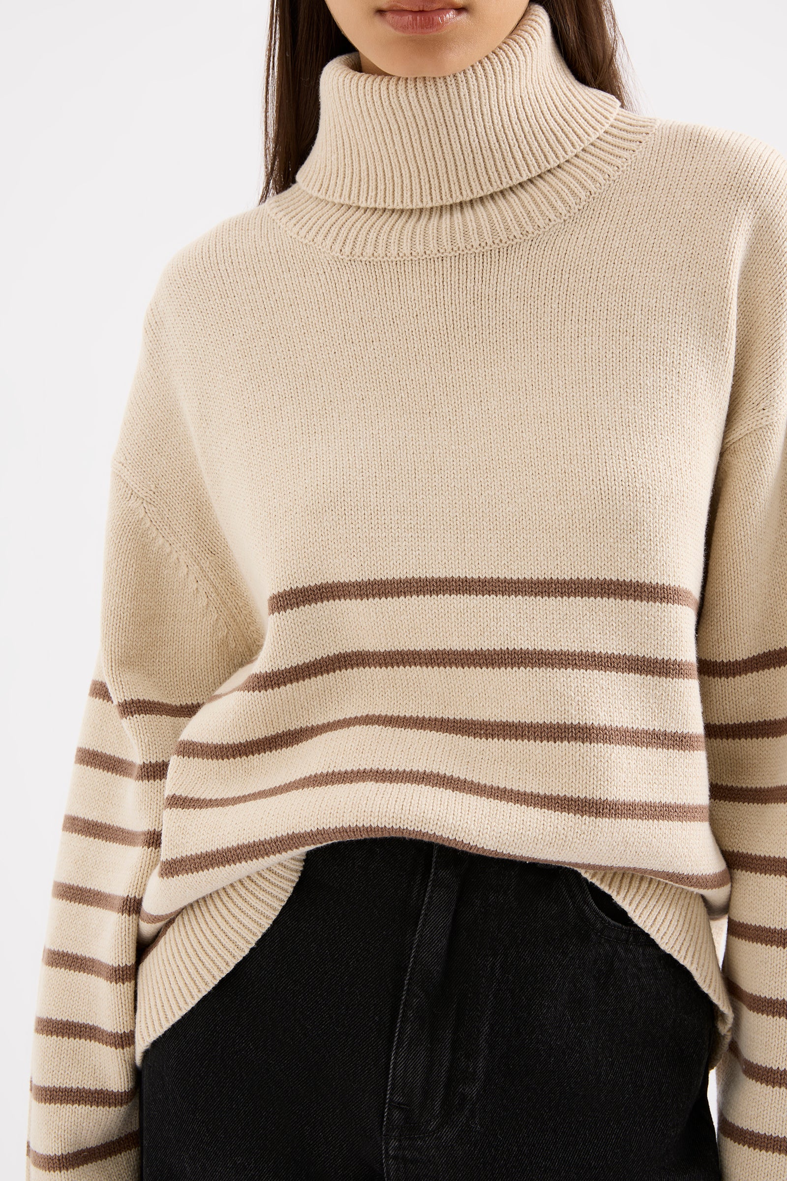 Venus Turtleneck Knit Milk Stripe 
