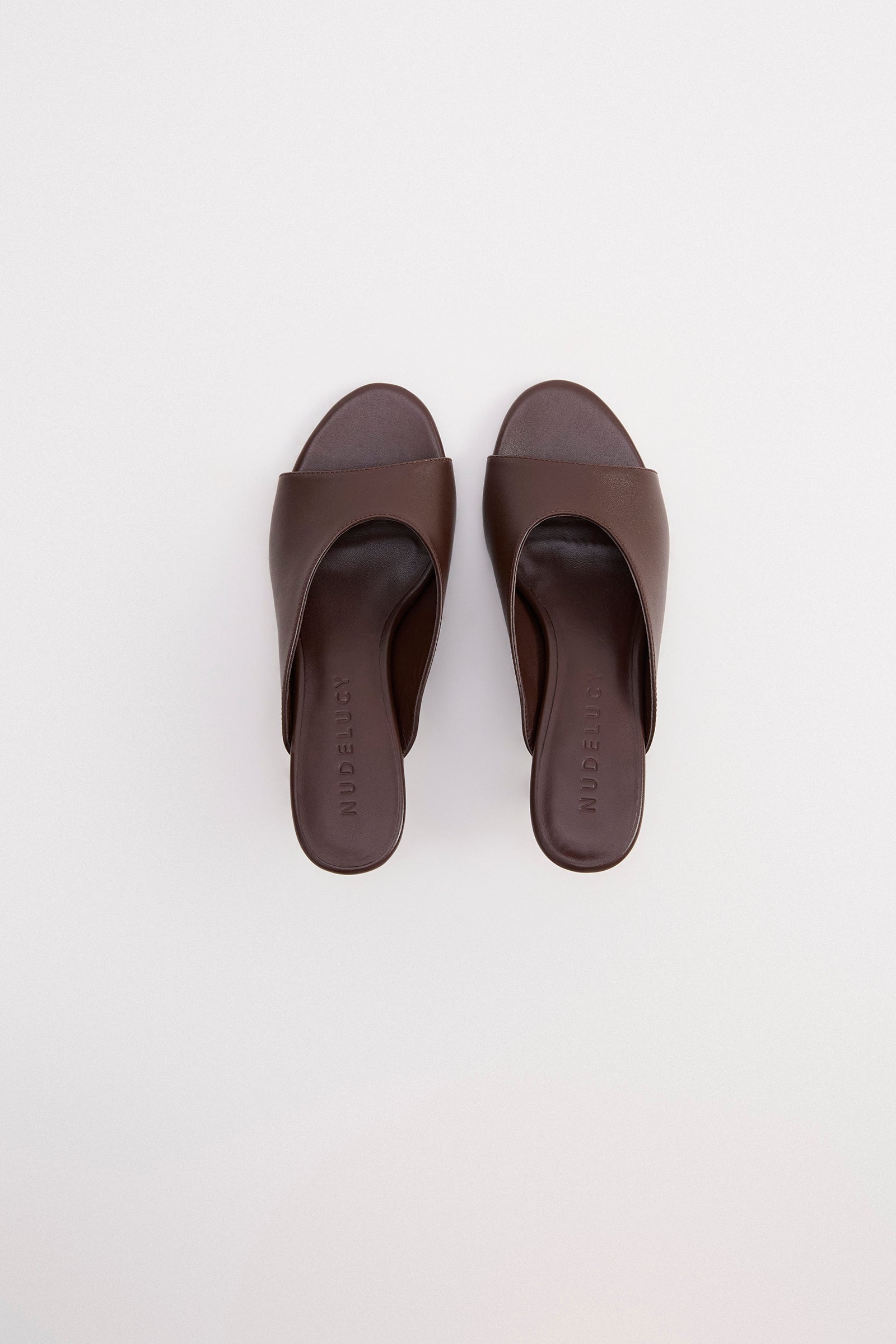 Elodie Heeled Mule Raisin 