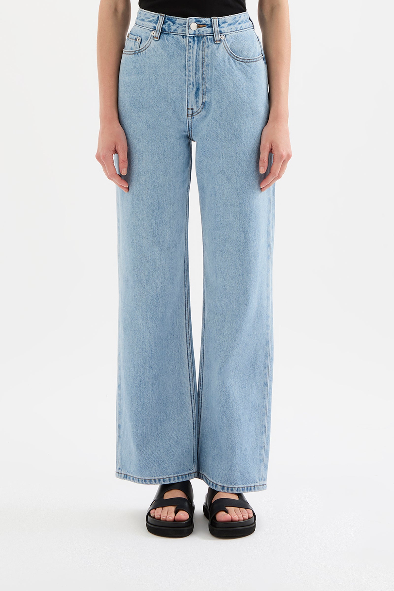 Organic Relaxed Leg Jean Soft Blue 