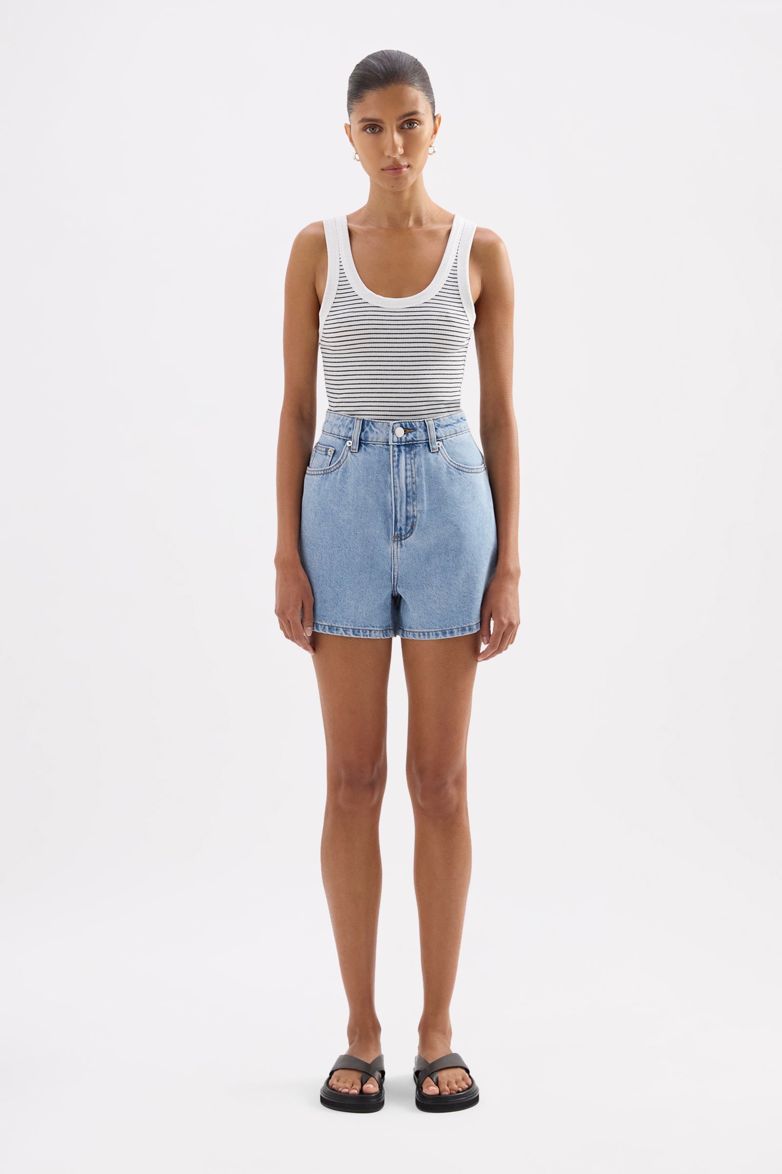Organic Mom Short Soft Blue 