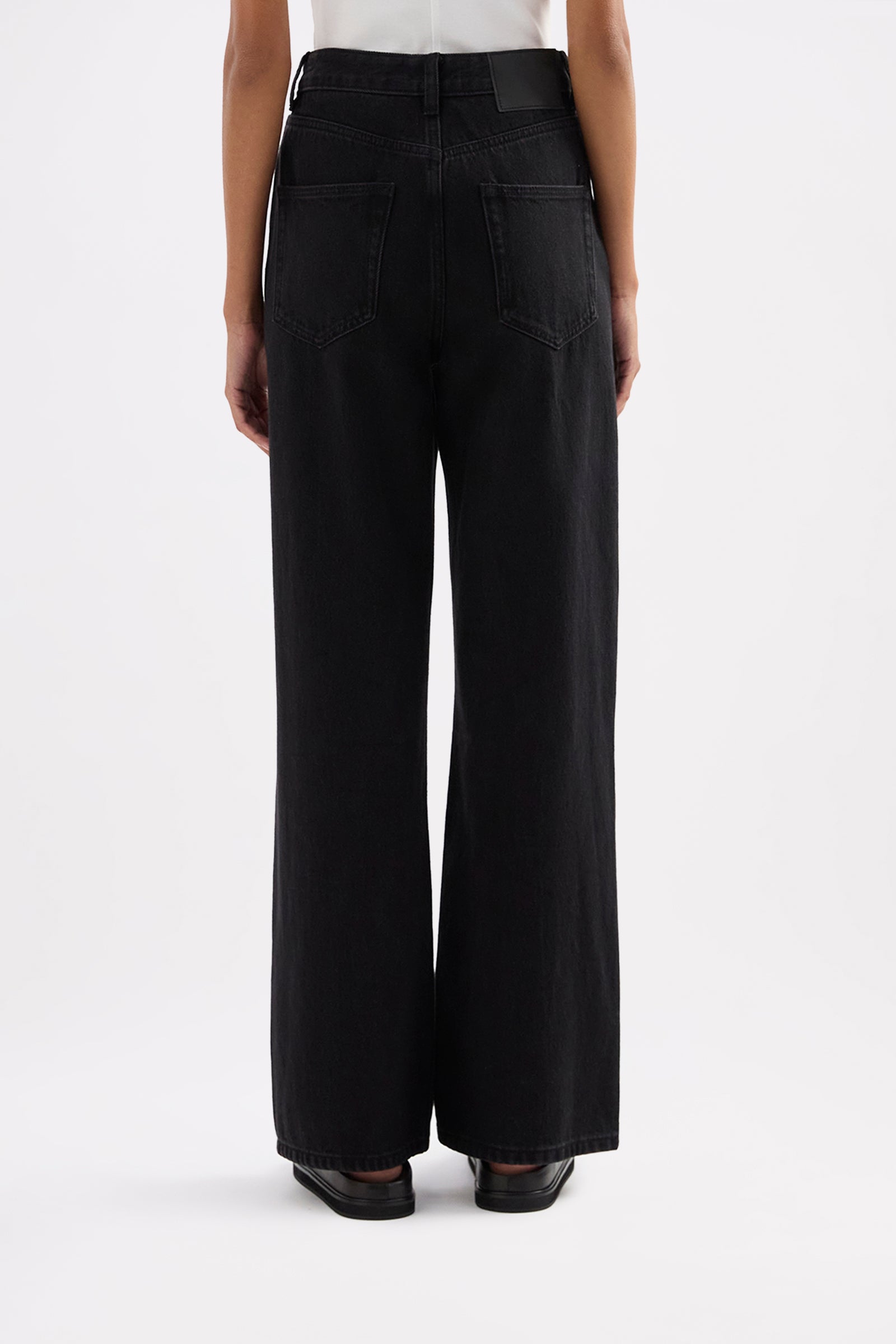 Organic Relaxed Leg Jean Vintage Black 