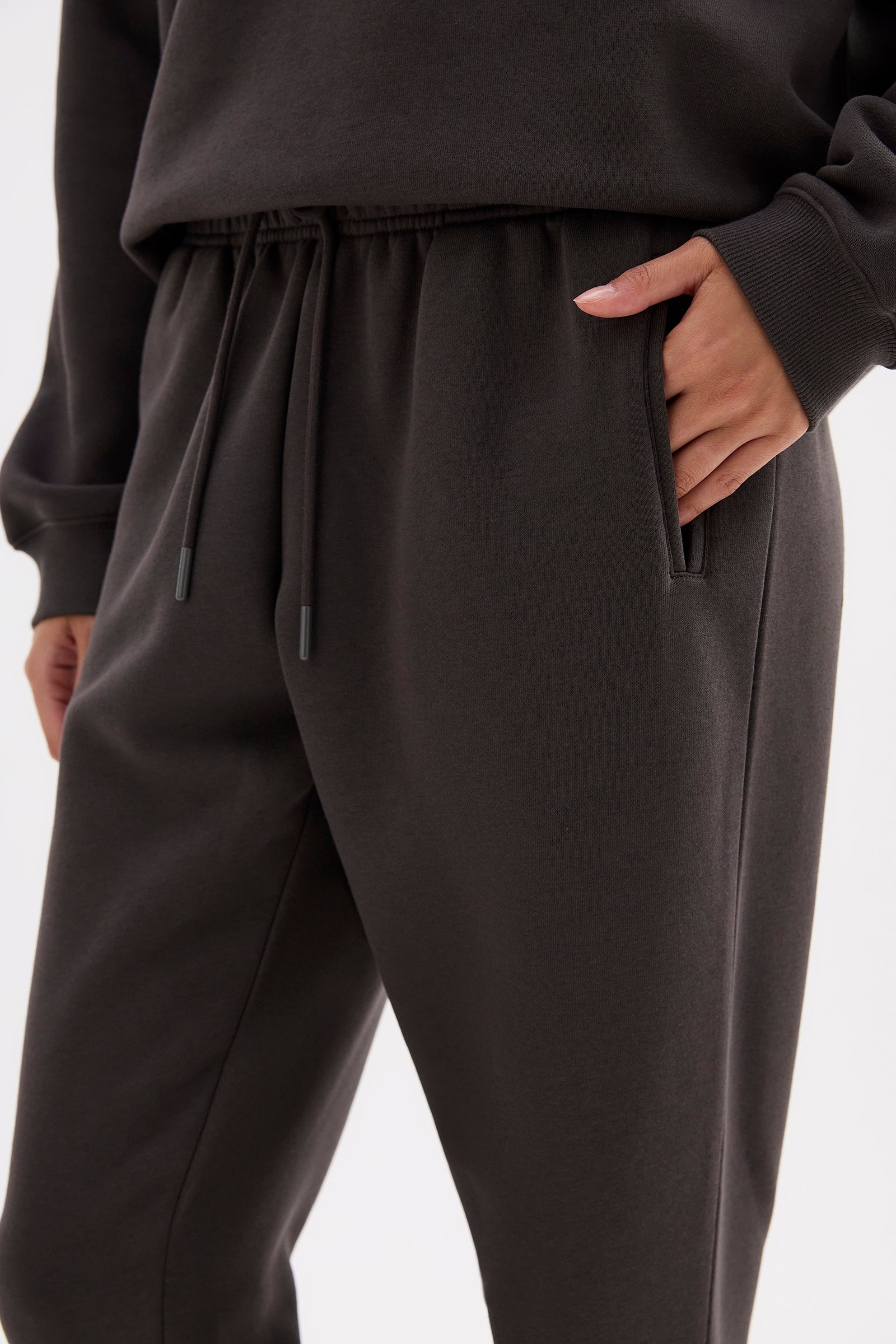 Carter Classic Track Pant Coal 