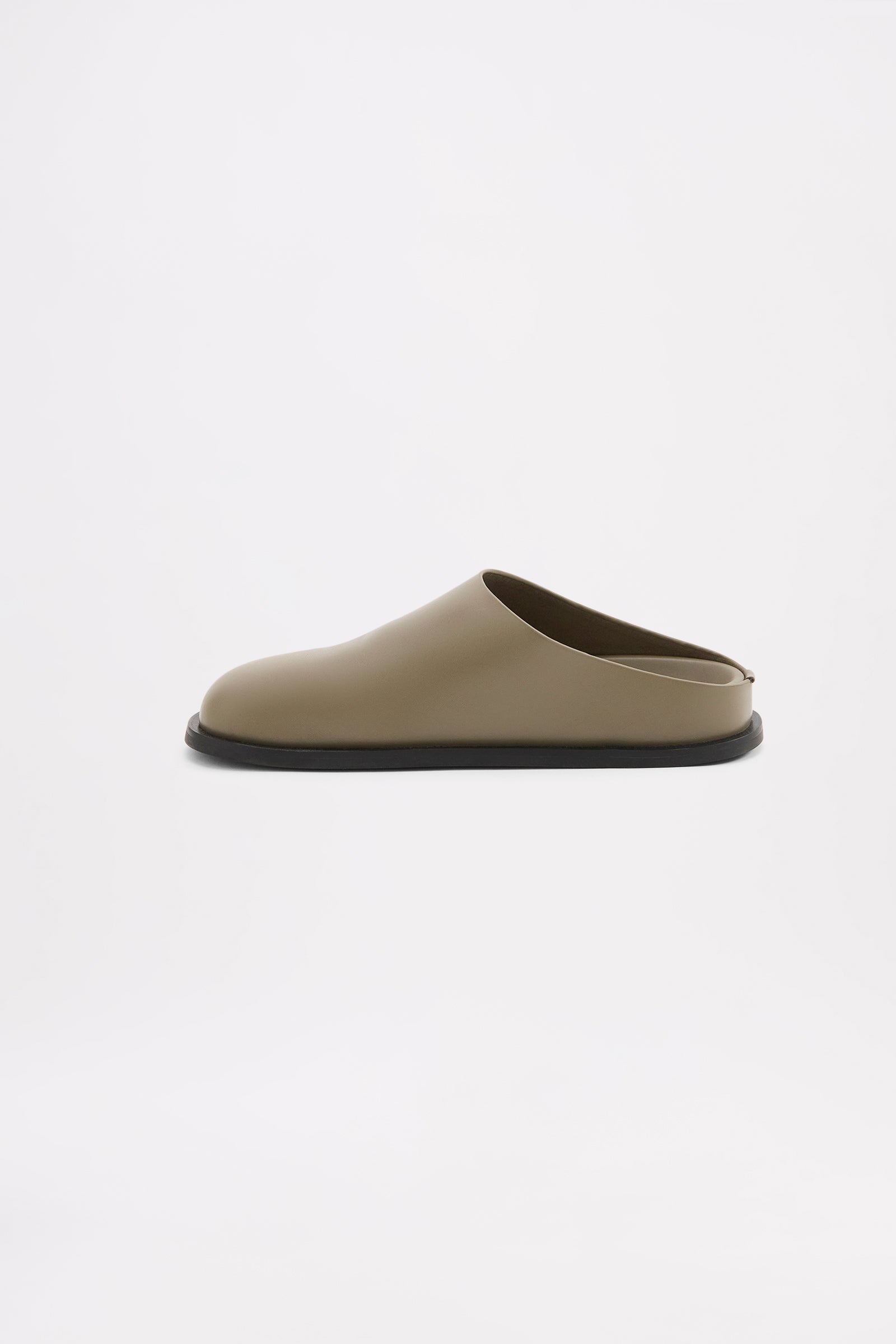 Rami Leather Clog Olive 