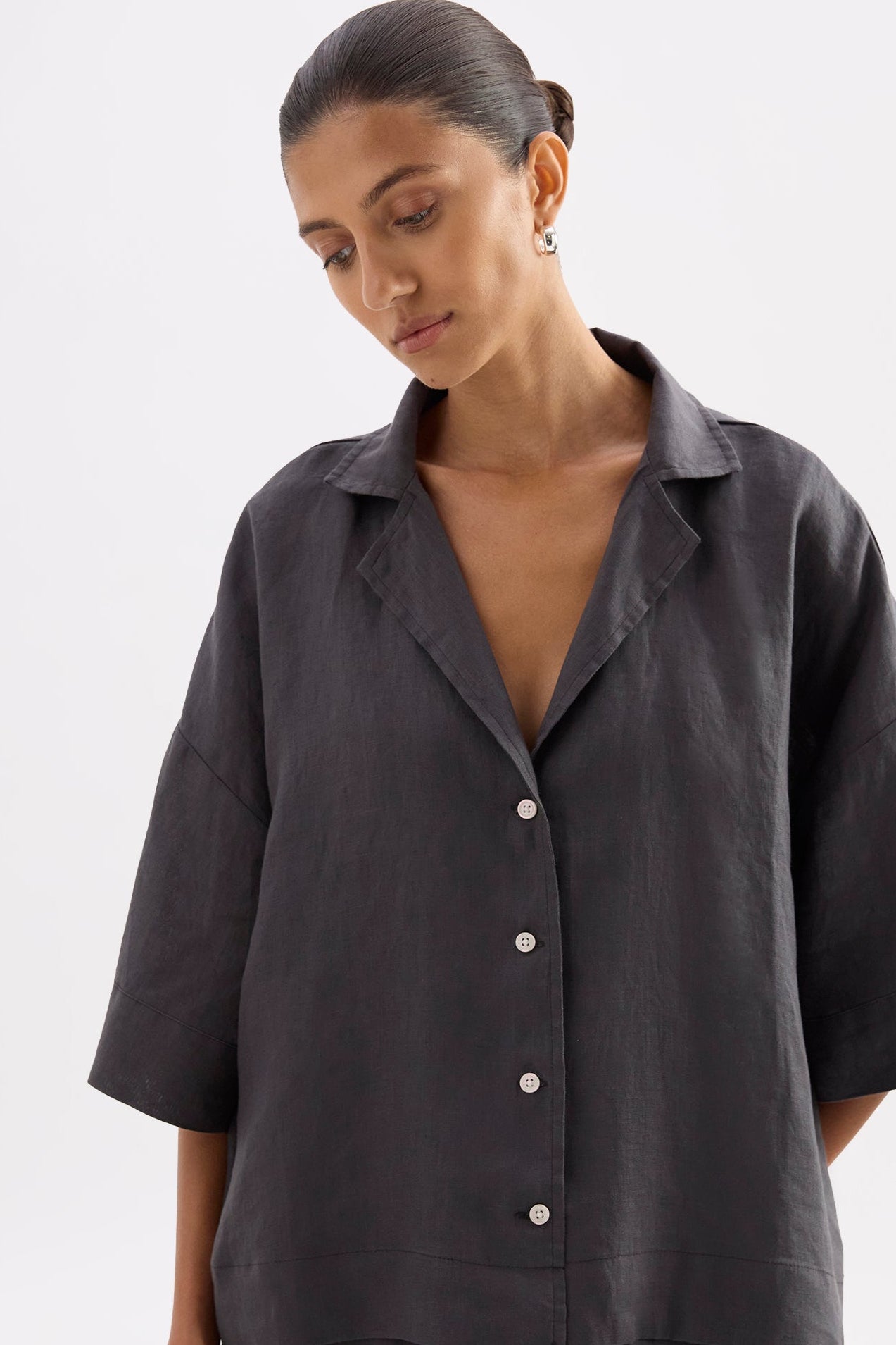 Lounge Linen Shirt Coal 