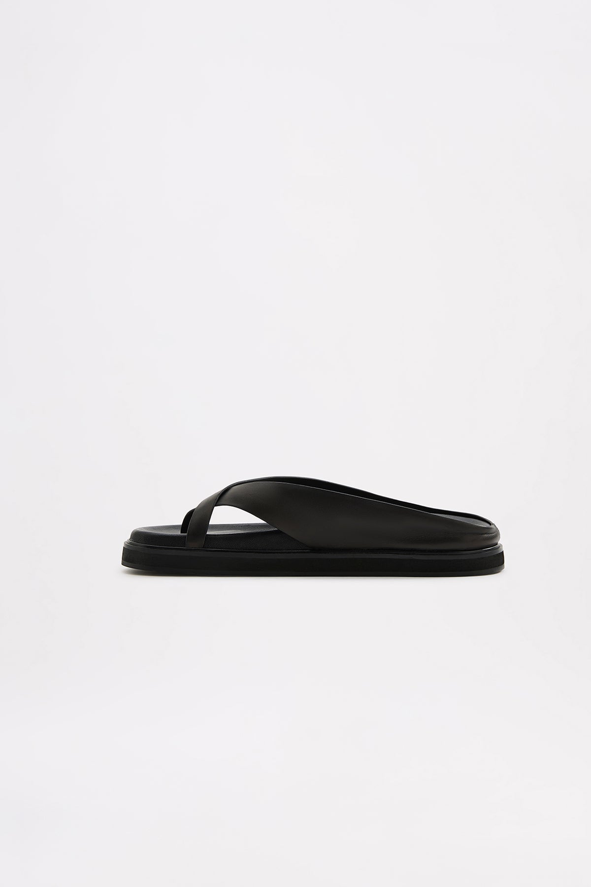 Evara Cross Sandal Black 