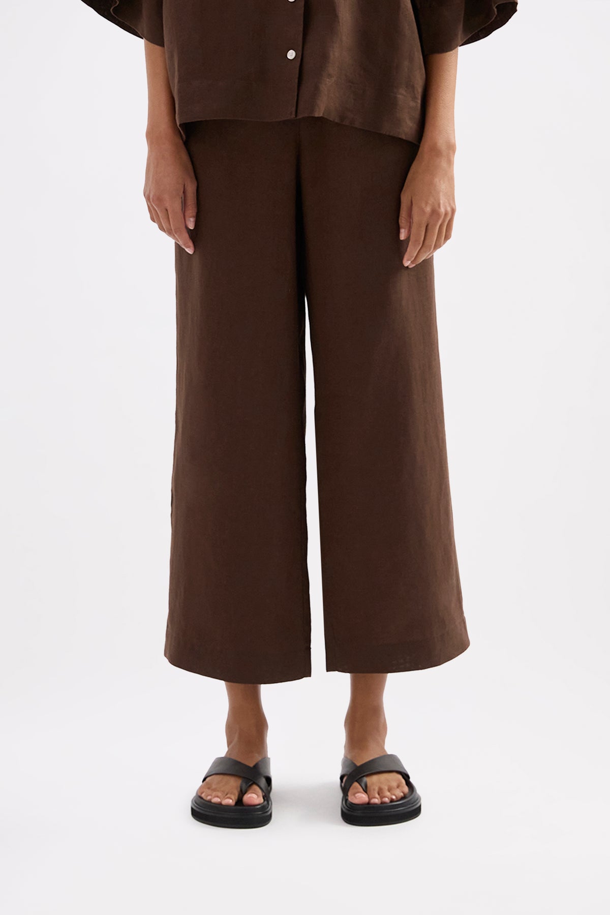 Lounge Linen Shirt & Crop Pant Set 