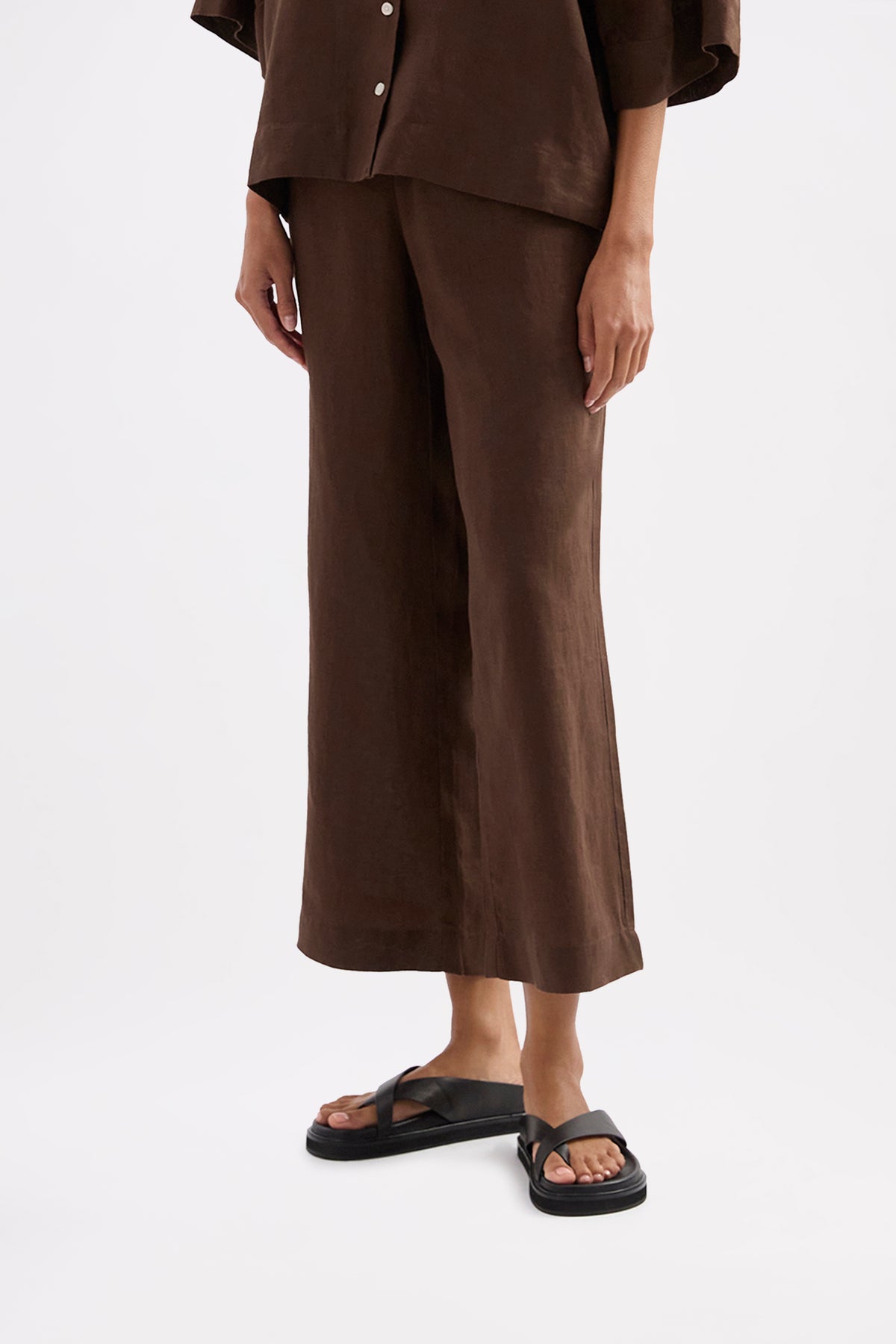 Lounge Linen Shirt & Crop Pant Set 