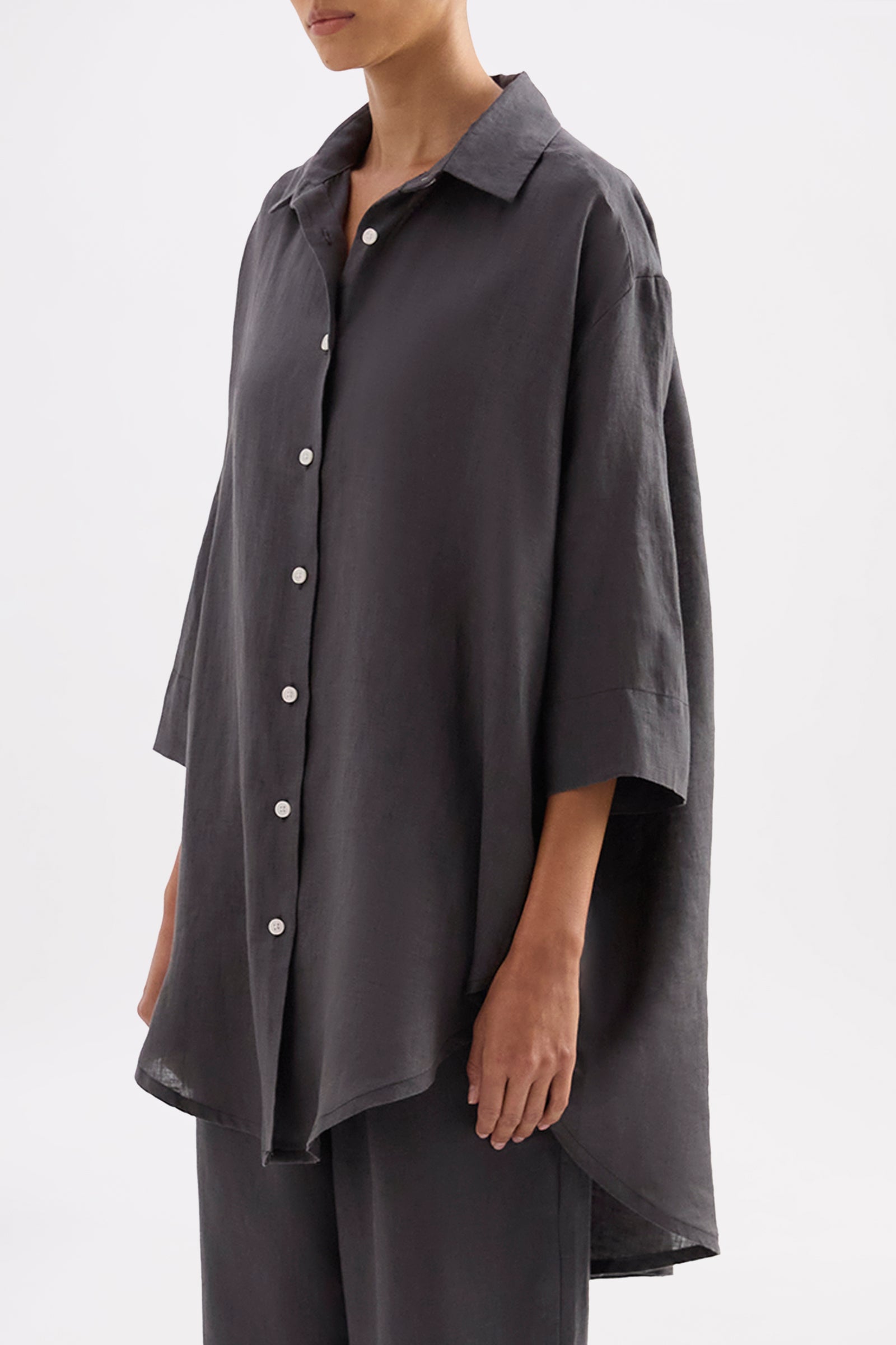 Lounge Linen Longline Shirt Coal 