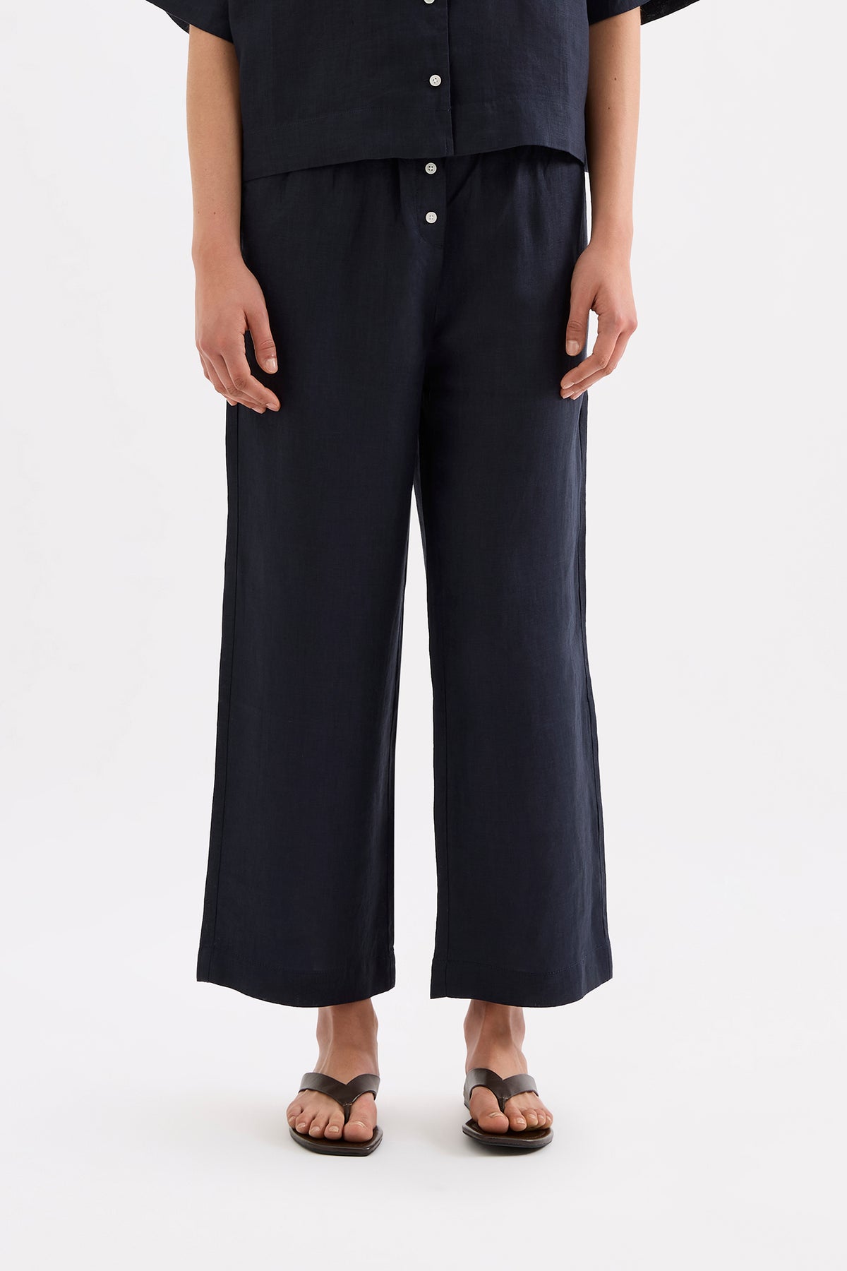 Lounge Linen Crop Pant Ink 
