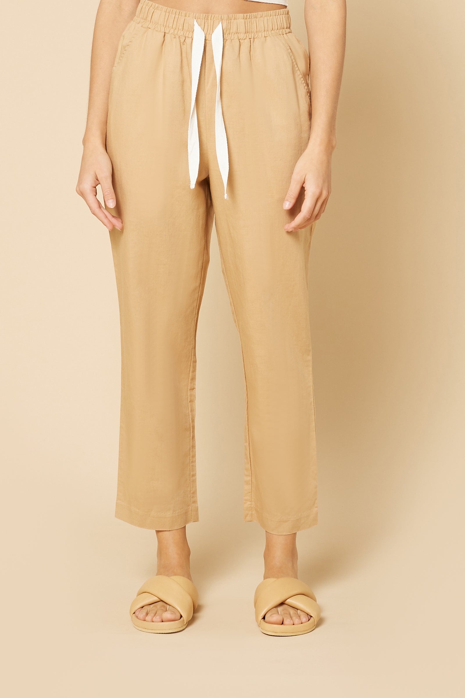 Nude Lucy Nude Classic Pant in a Light Brown Caramel Colour