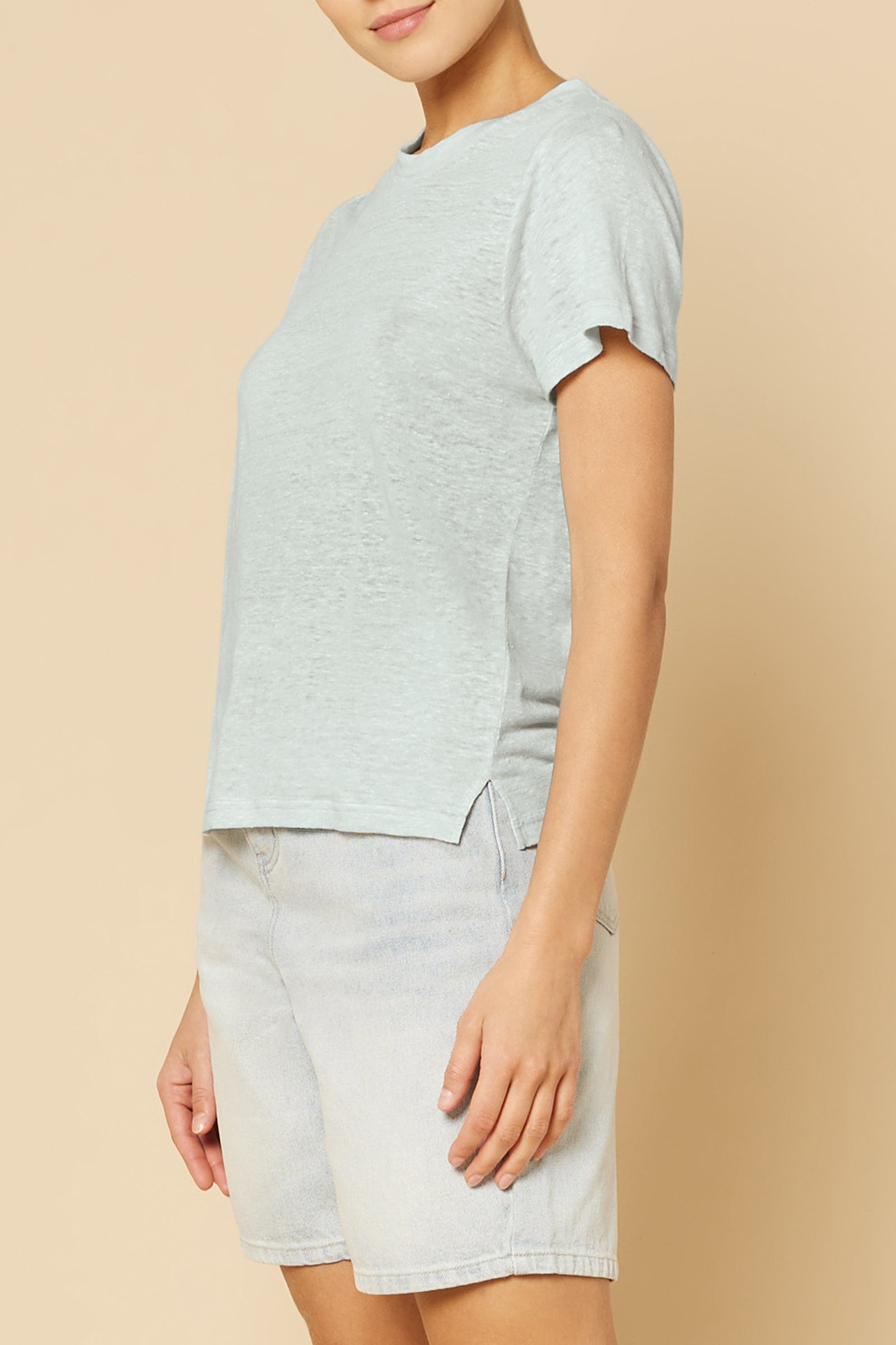 Nude Lucy Clara Linen Tee in a Ice White Colour