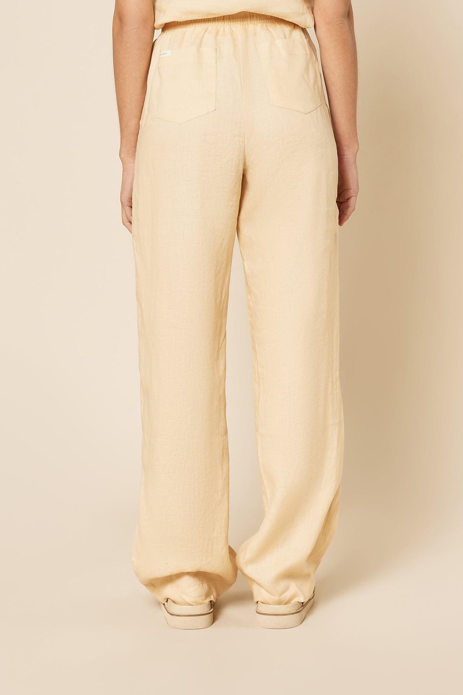 Nude Lucy Lounge Linen Pant In A Light Brown Butter Colour 