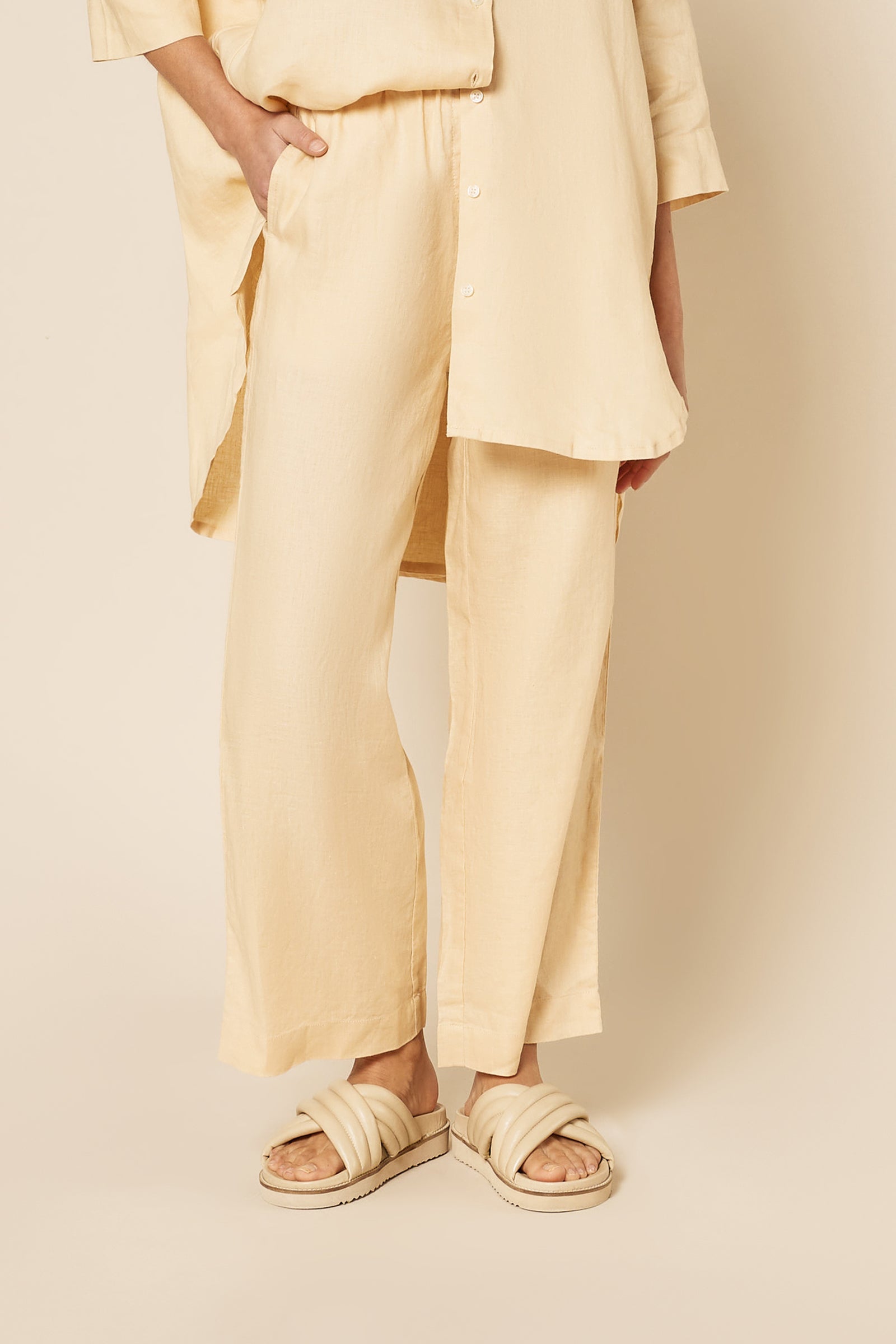 Nude Lucy Lounge Linen Crop Pant In a Light Brown Butter Colour 