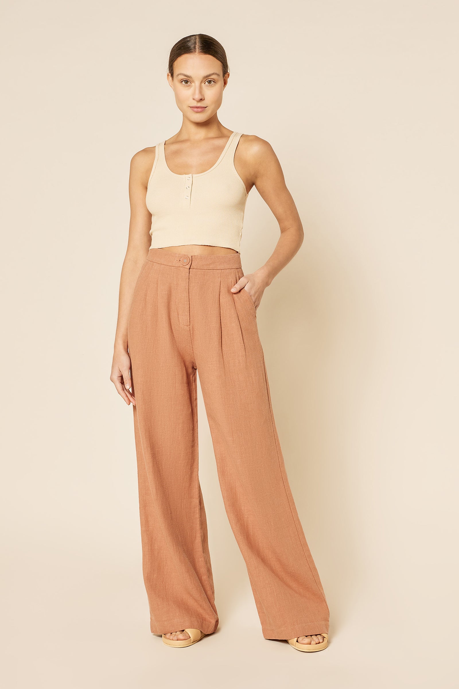 Nude Lucy Blair Tailored Pant In A Light Brown Henna Colour 