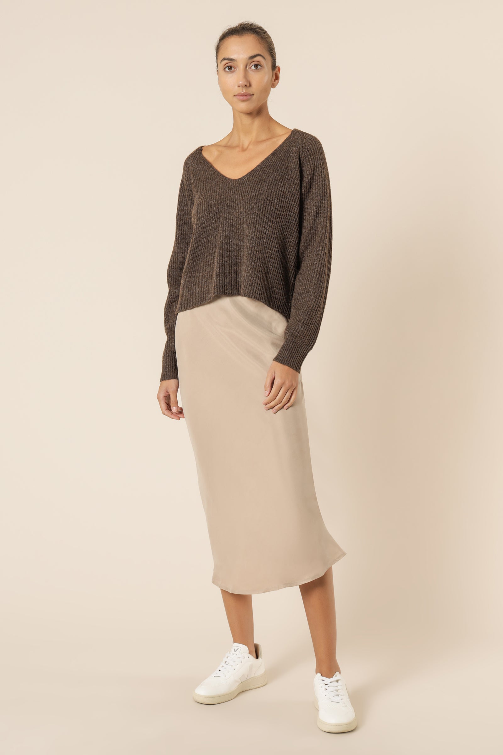 Nude Lucy Freya V Neck Jumper Mocha Knits 